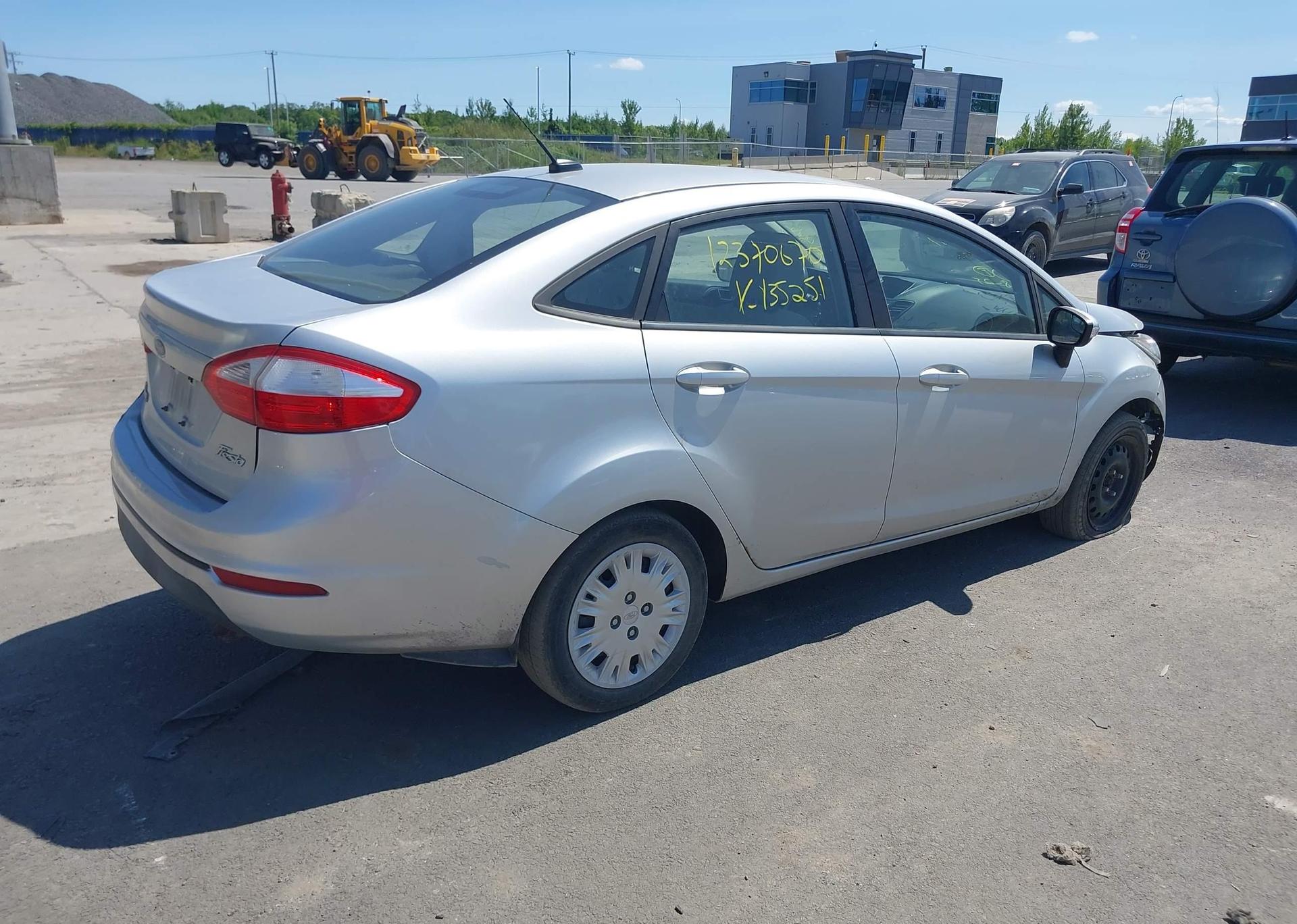 2014 FORD FIESTA SE
