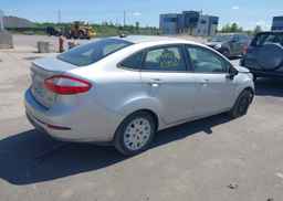 2014 FORD FIESTA SE