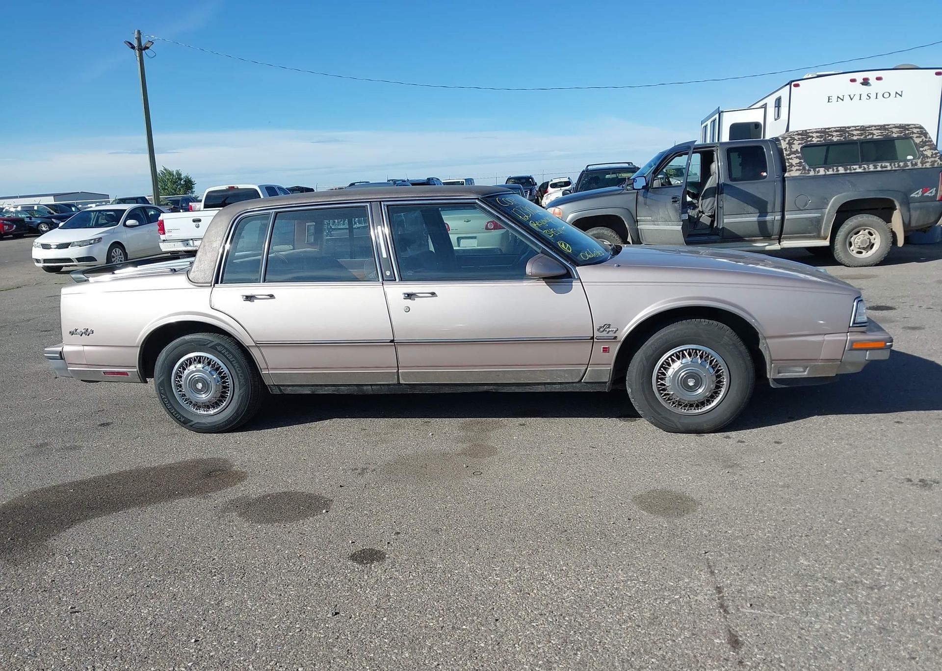 1988 OLDSMOBILE 98 REGENCY BROUGHAM