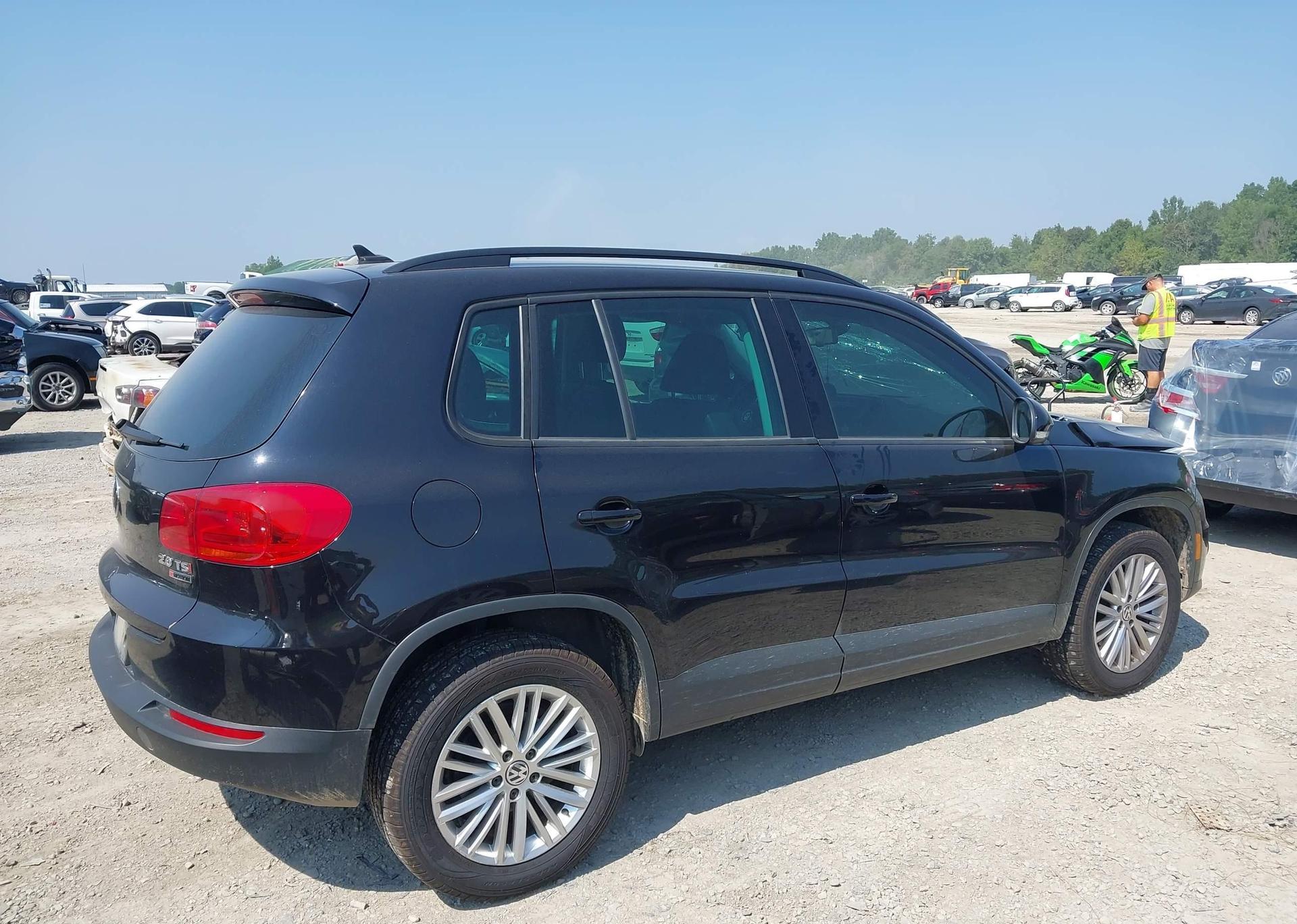 2016 VOLKSWAGEN TIGUAN COMFORTLINE