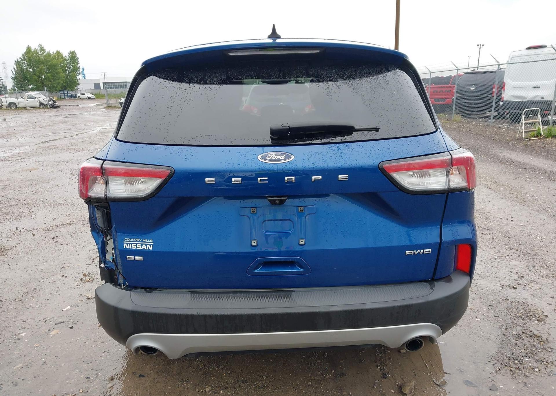 2022 FORD ESCAPE SE