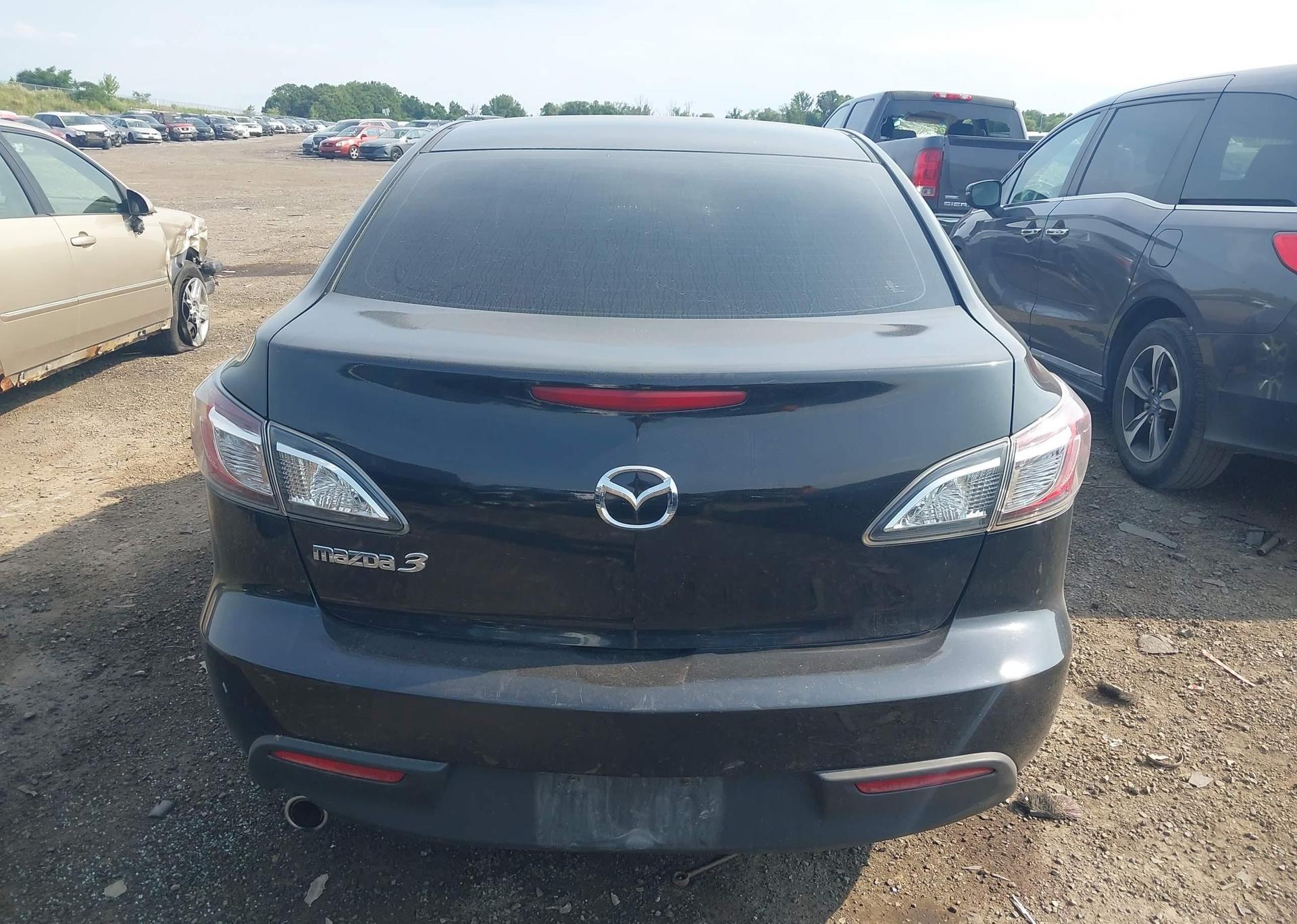 2010 MAZDA MAZDA3 GS