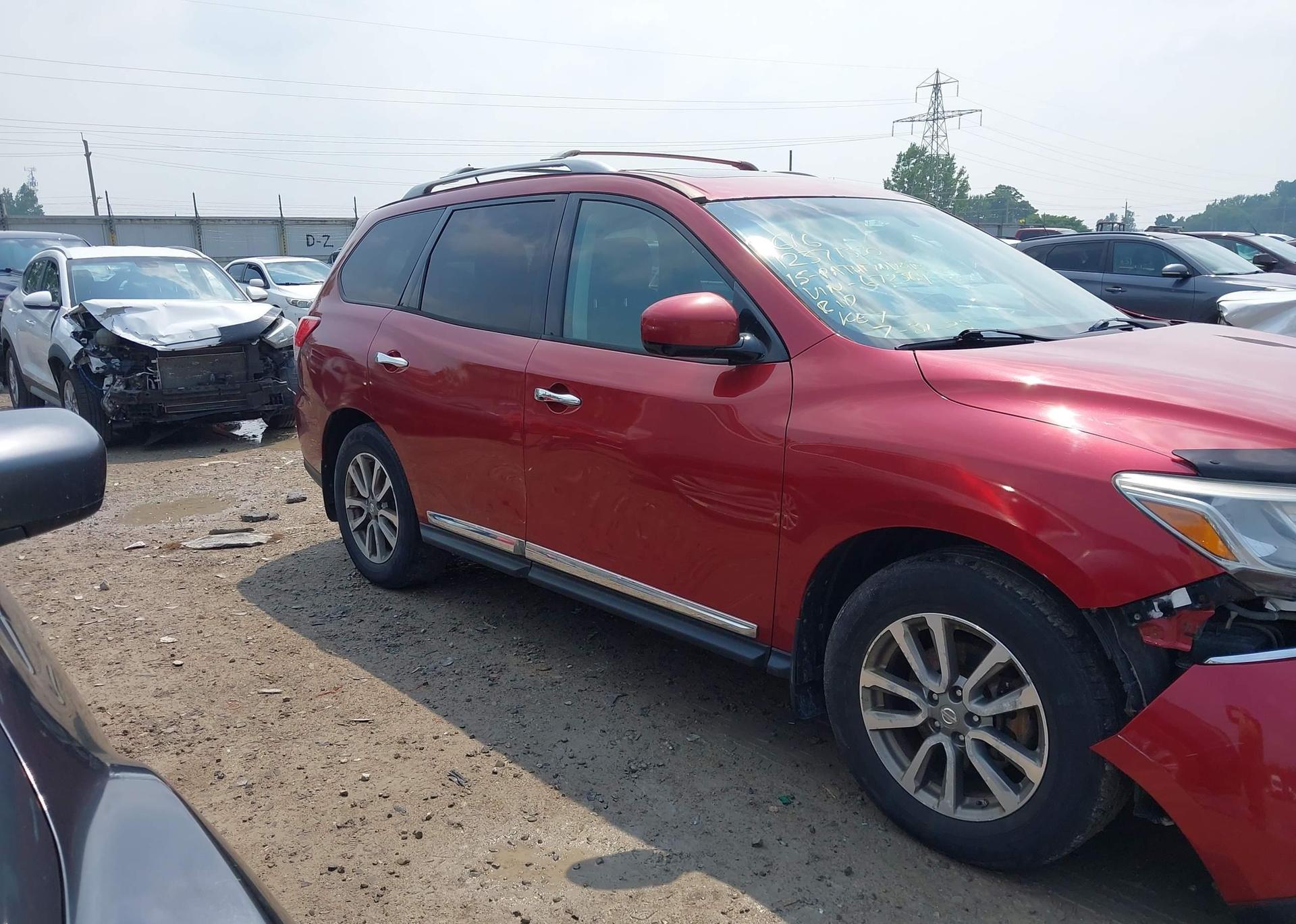 2015 NISSAN PATHFINDER S