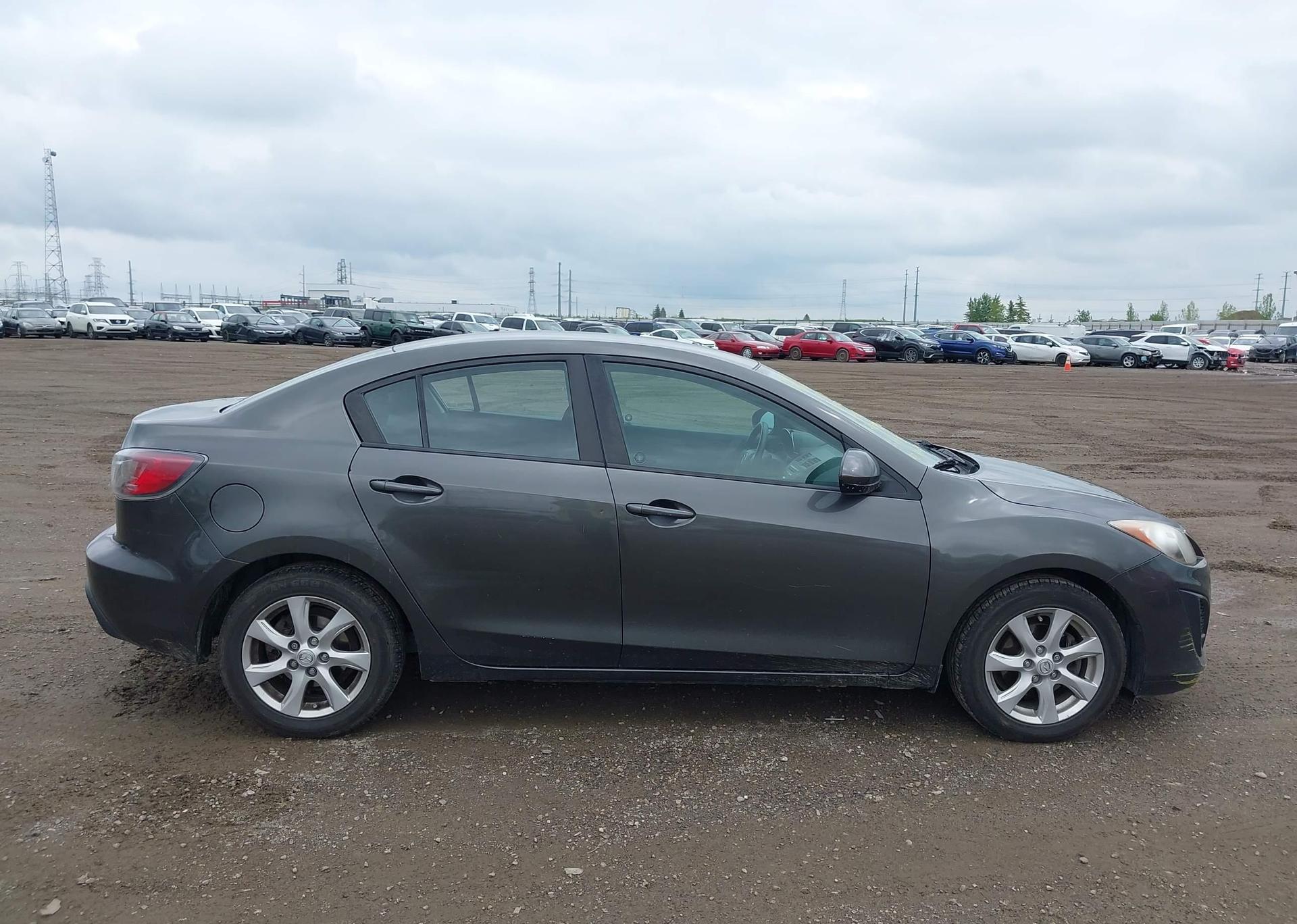 2011 MAZDA MAZDA3 GX