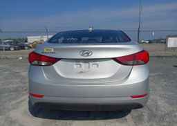 2016 HYUNDAI ELANTRA GL