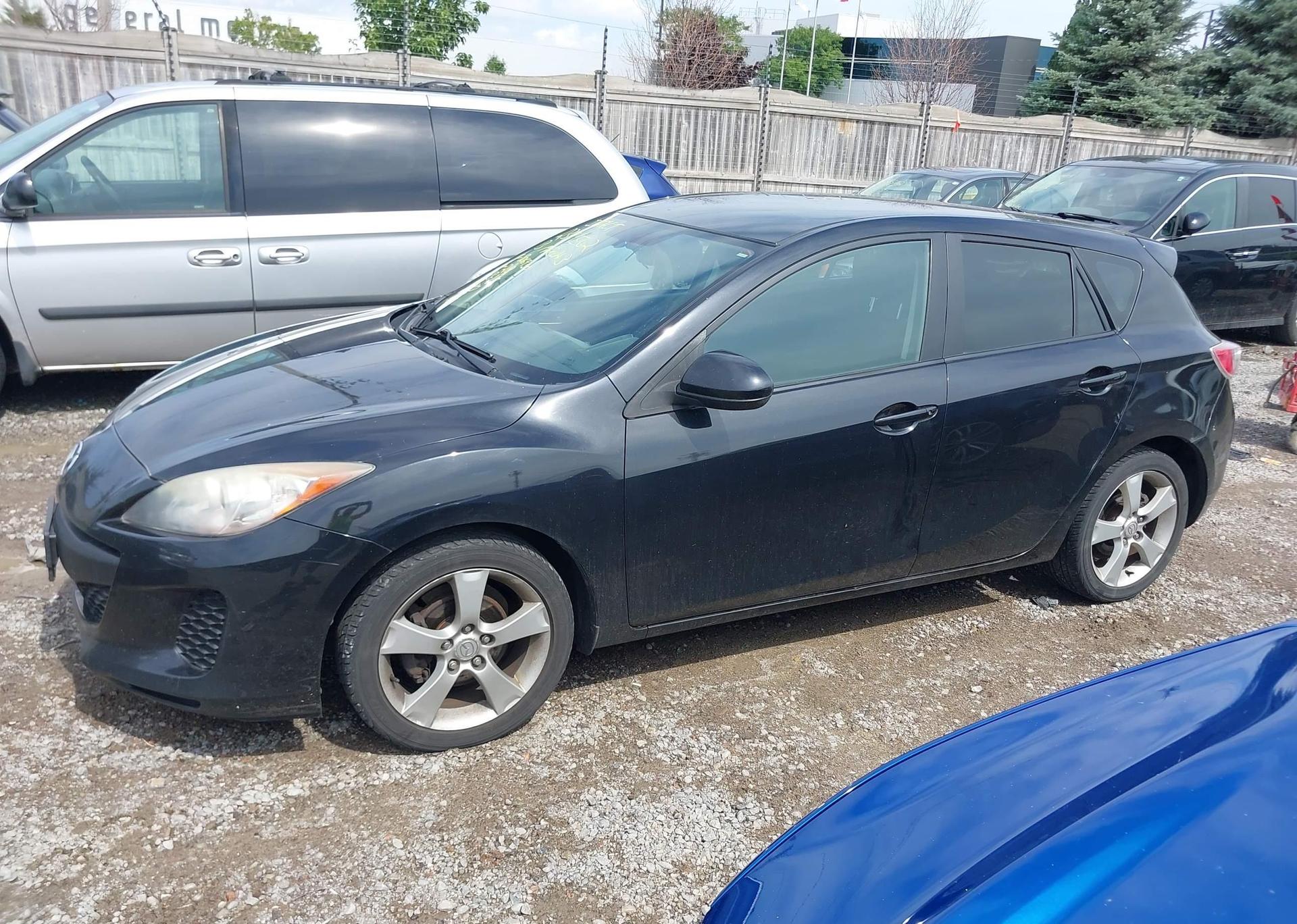 2013 MAZDA MAZDA3