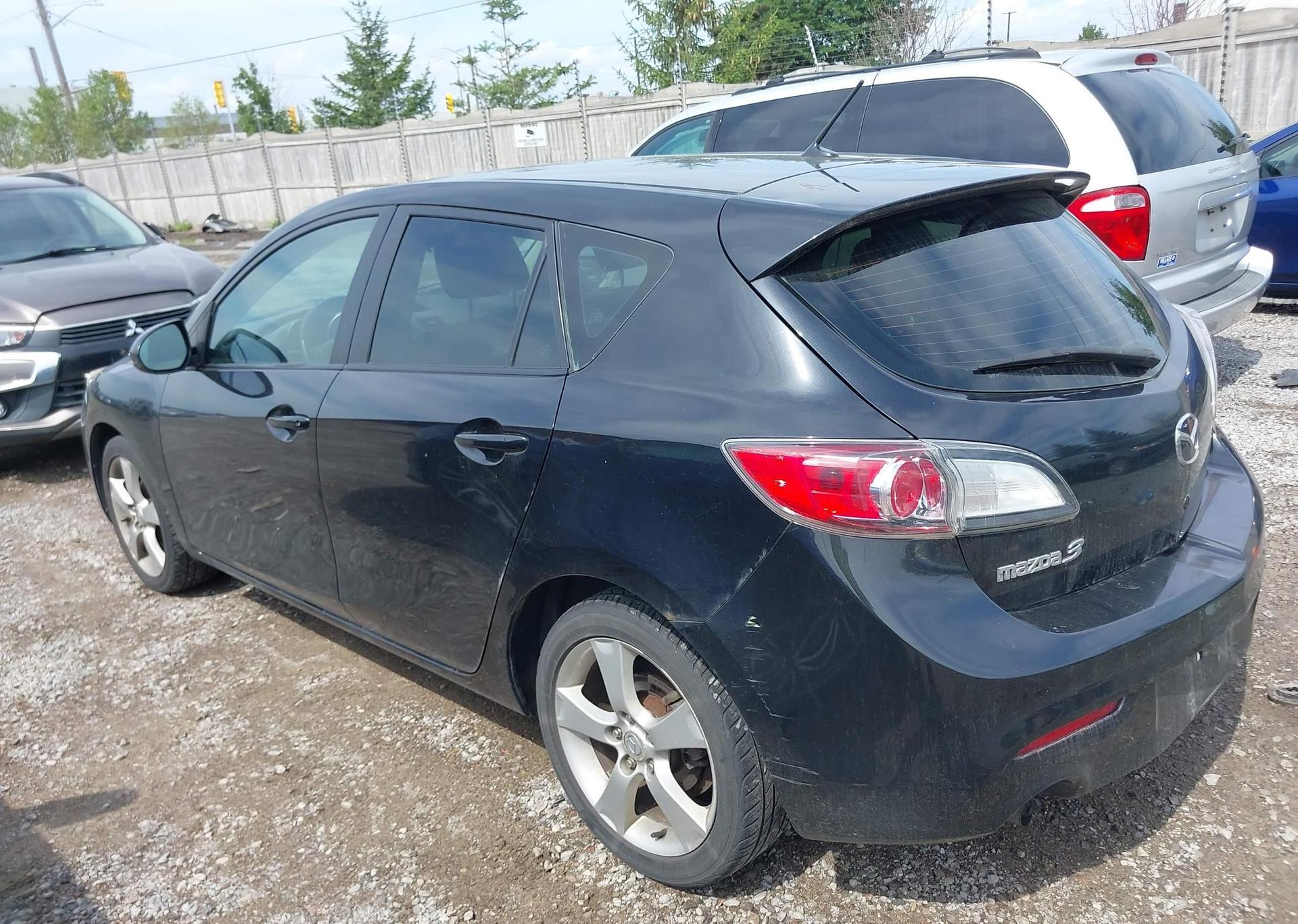 2013 MAZDA MAZDA3