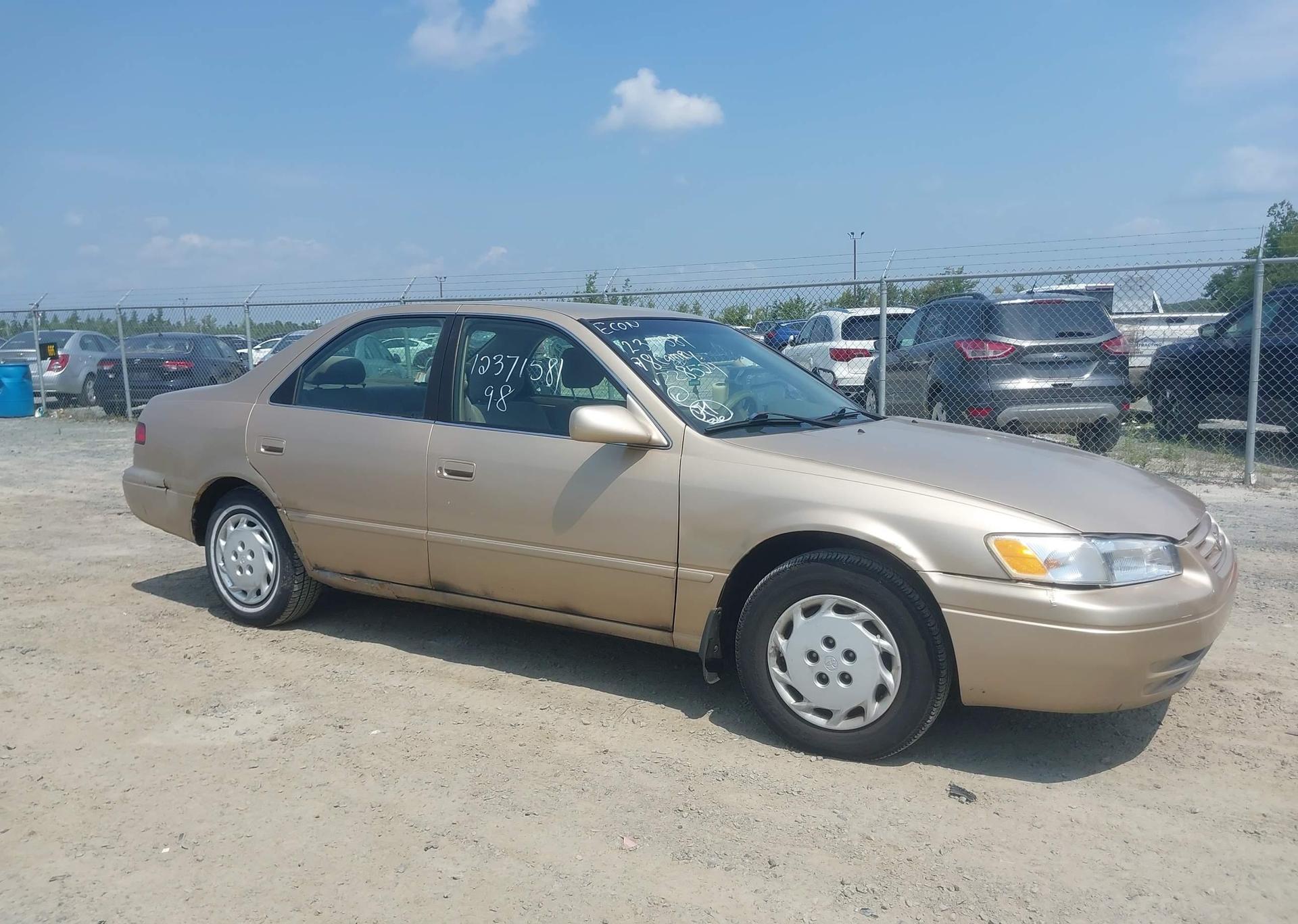 1998 TOYOTA CAMRY CE