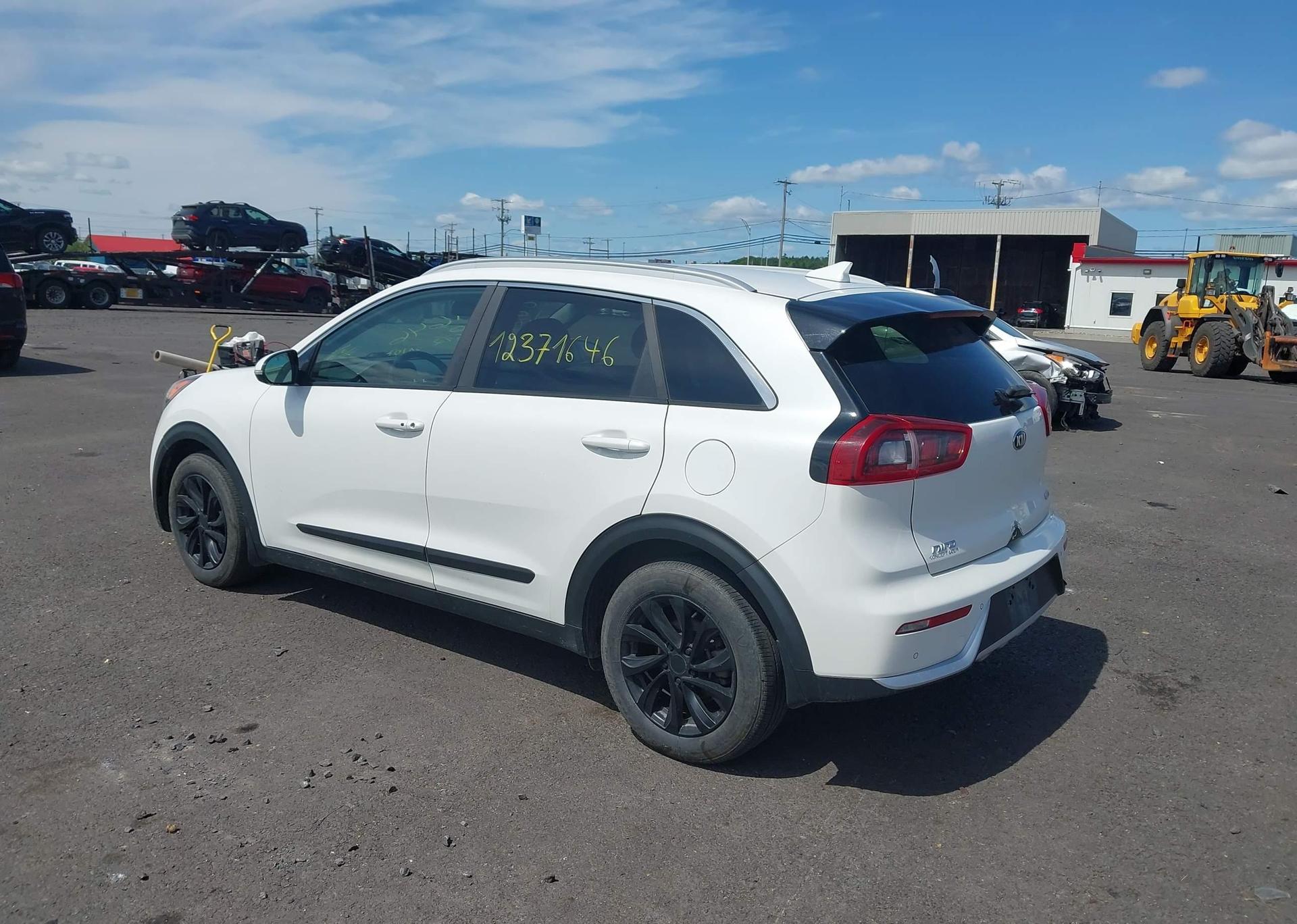 2017 KIA NIRO EX