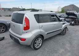 2013 KIA SOUL
