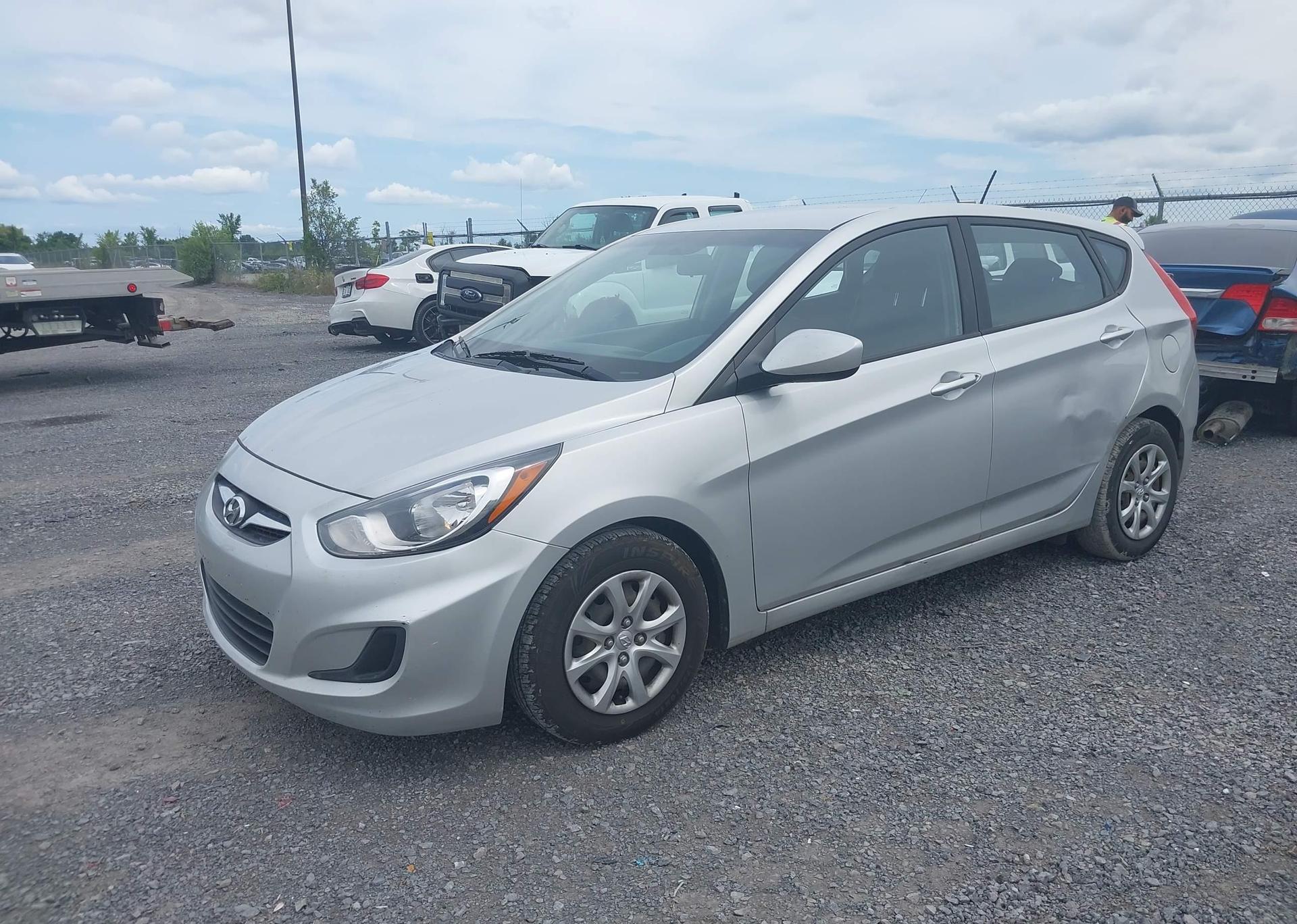 2014 HYUNDAI ACCENT GL