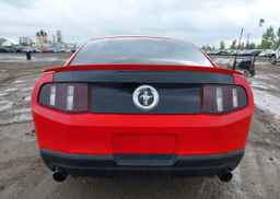 2011 FORD MUSTANG V6