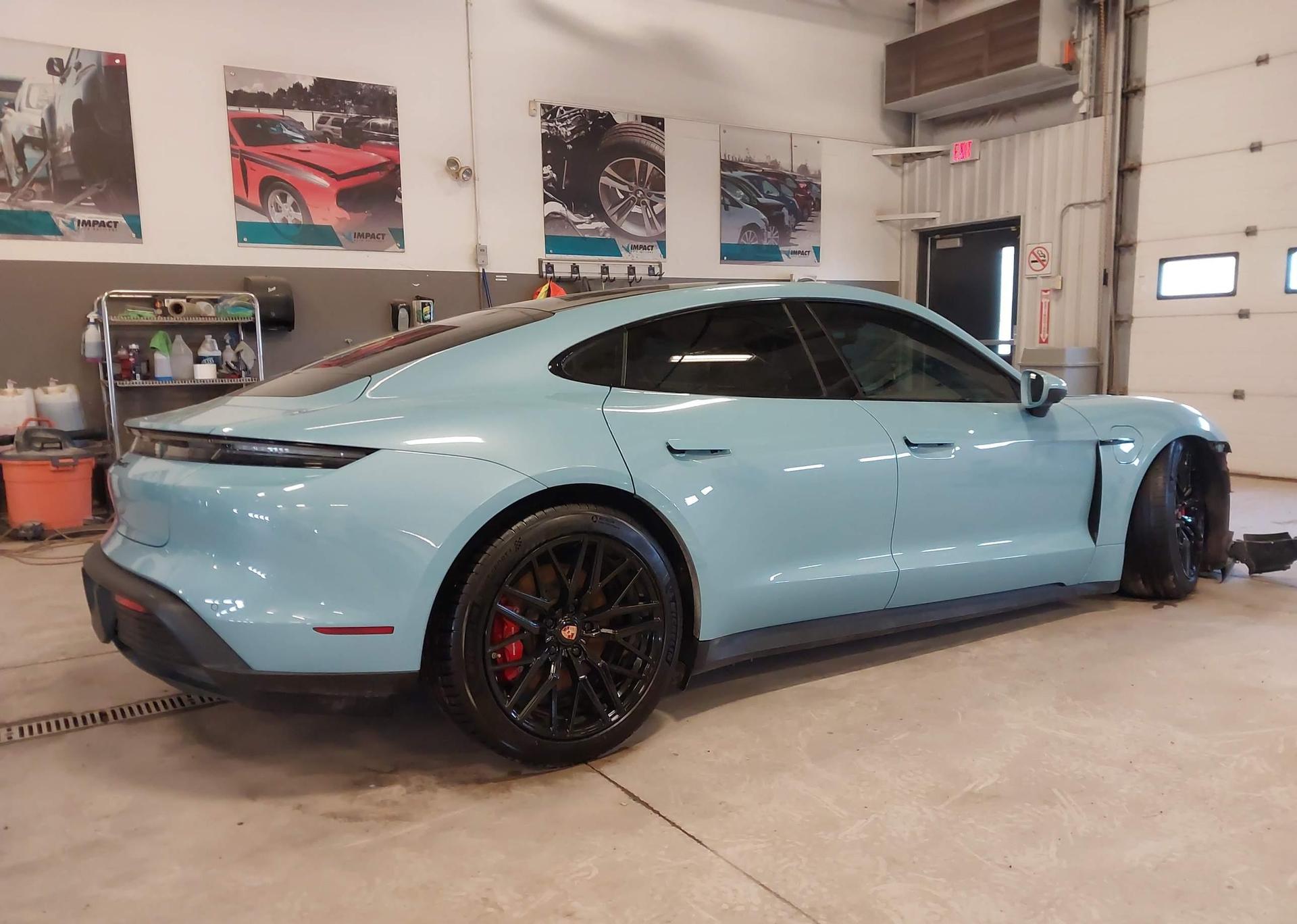 2022 PORSCHE TAYCAN 4S