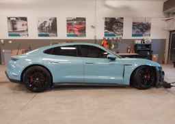 2022 PORSCHE TAYCAN 4S