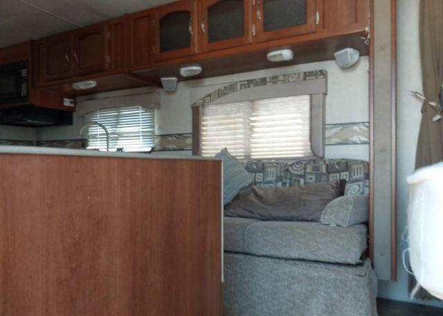 2013 COACHMEN FREEDOM EXPRESS