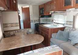 2013 COACHMEN FREEDOM EXPRESS