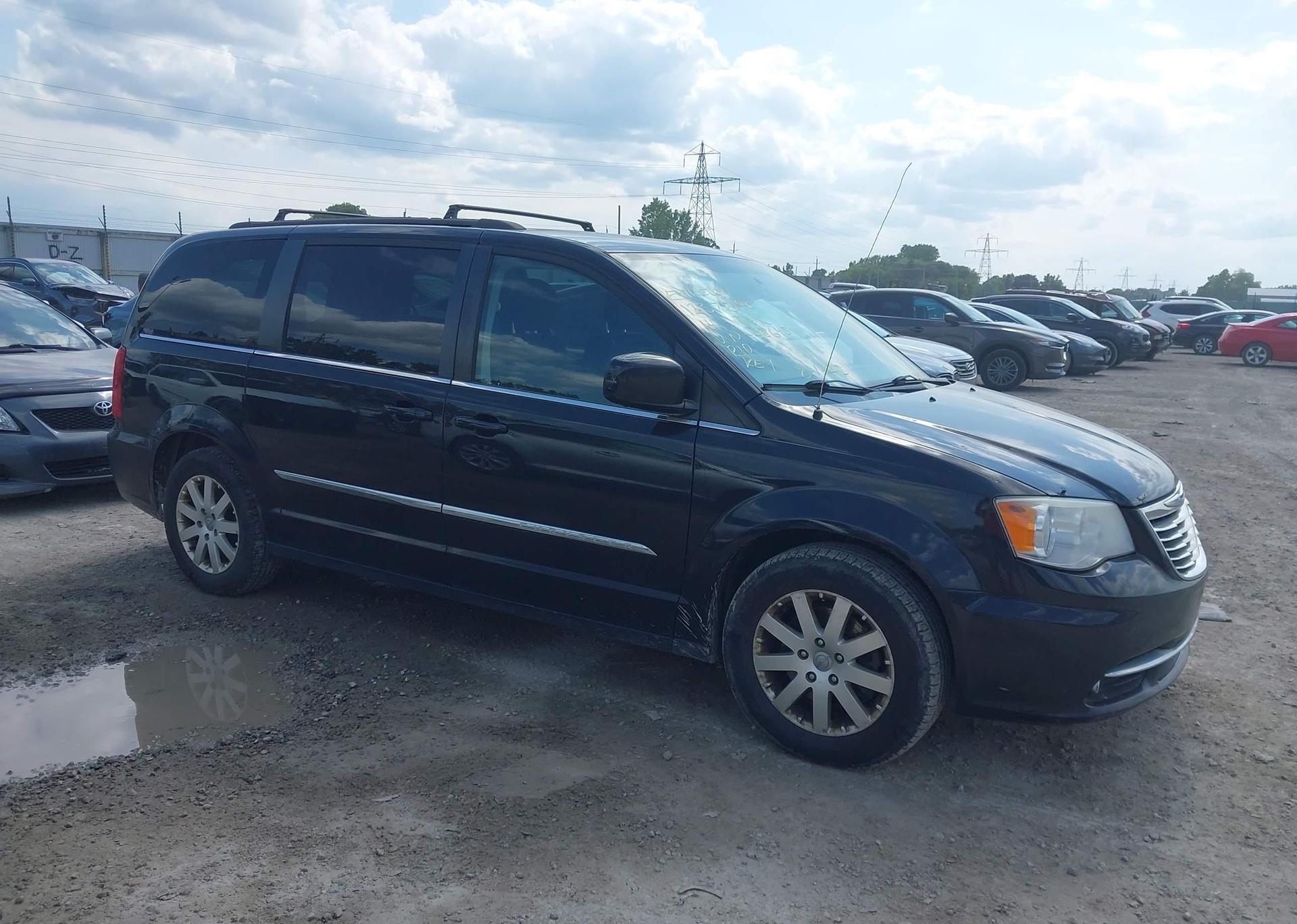 2014 CHRYSLER TOWN & COUNTRY TOURING