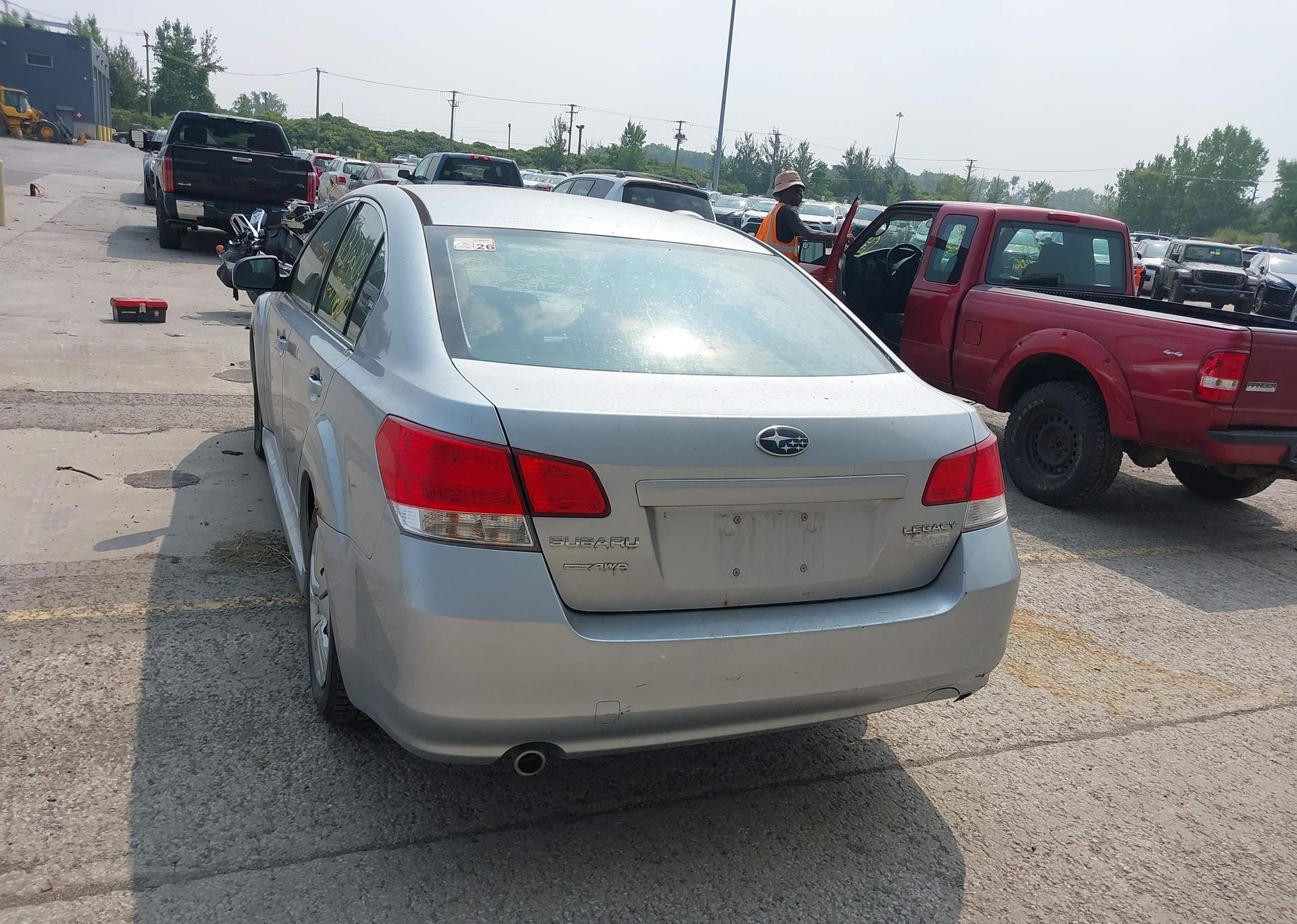 2012 SUBARU LEGACY 2.5I