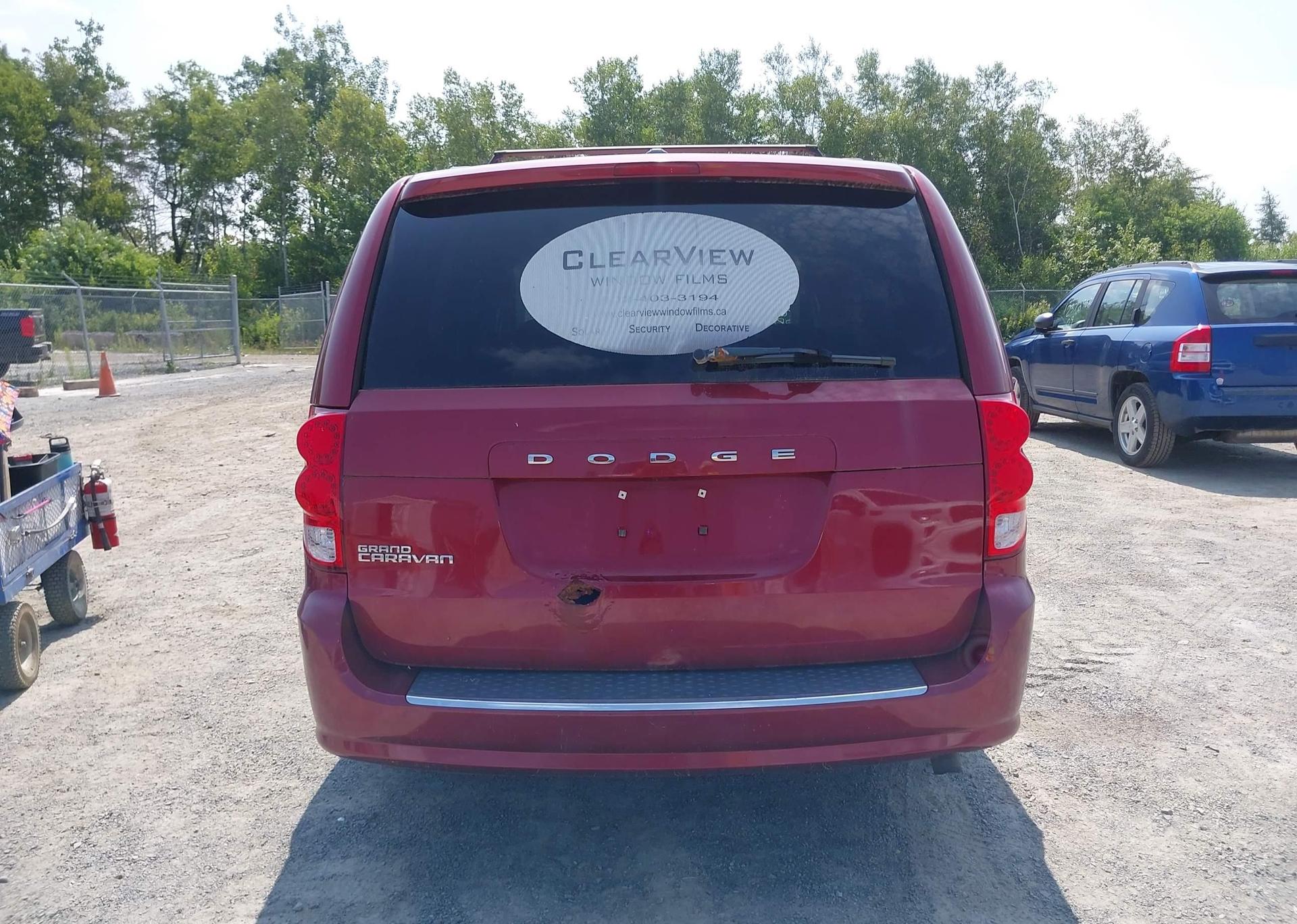 2011 DODGE GRAND CARAVAN EXPRESS