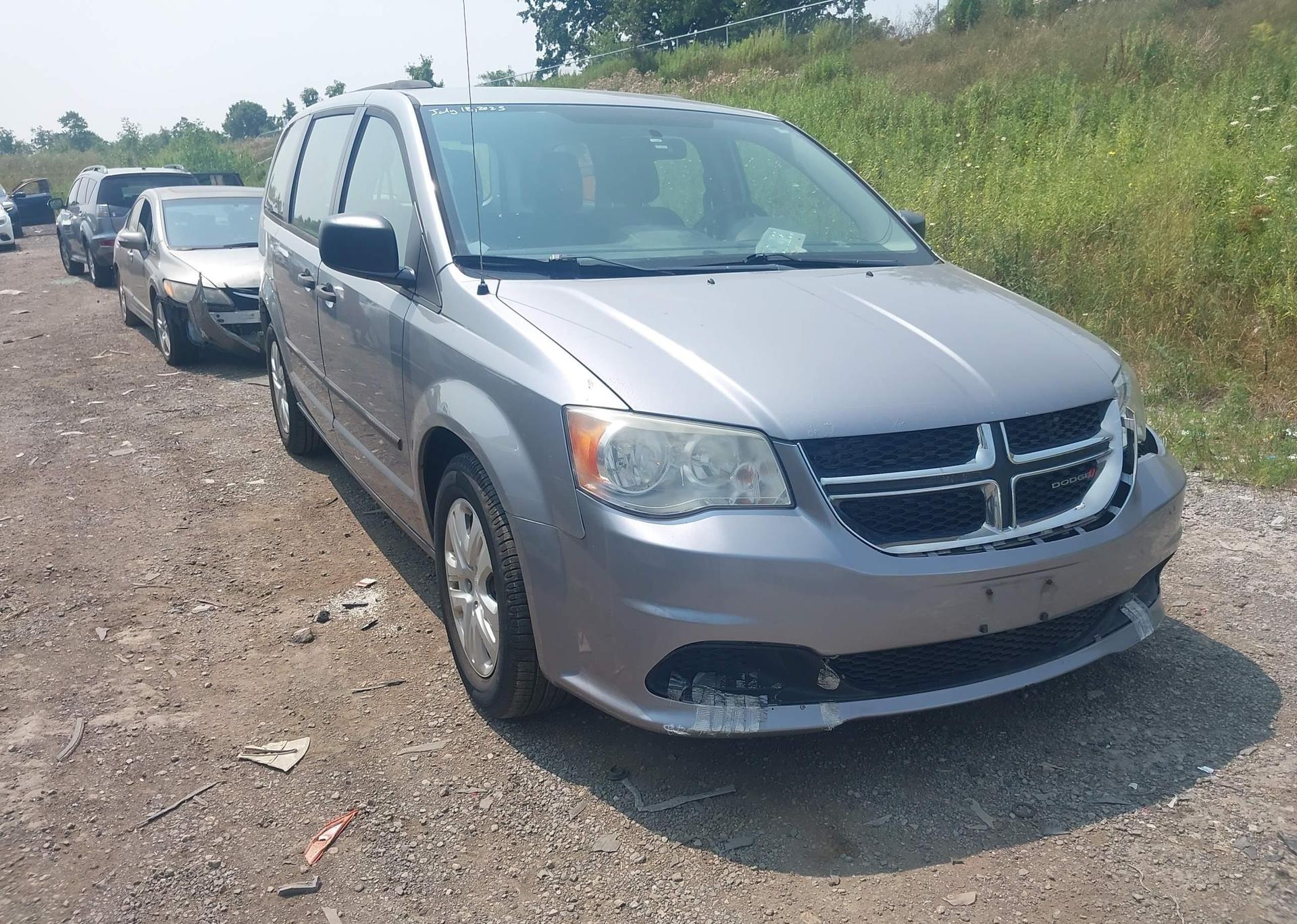 2013 DODGE GRAND CARAVAN SE