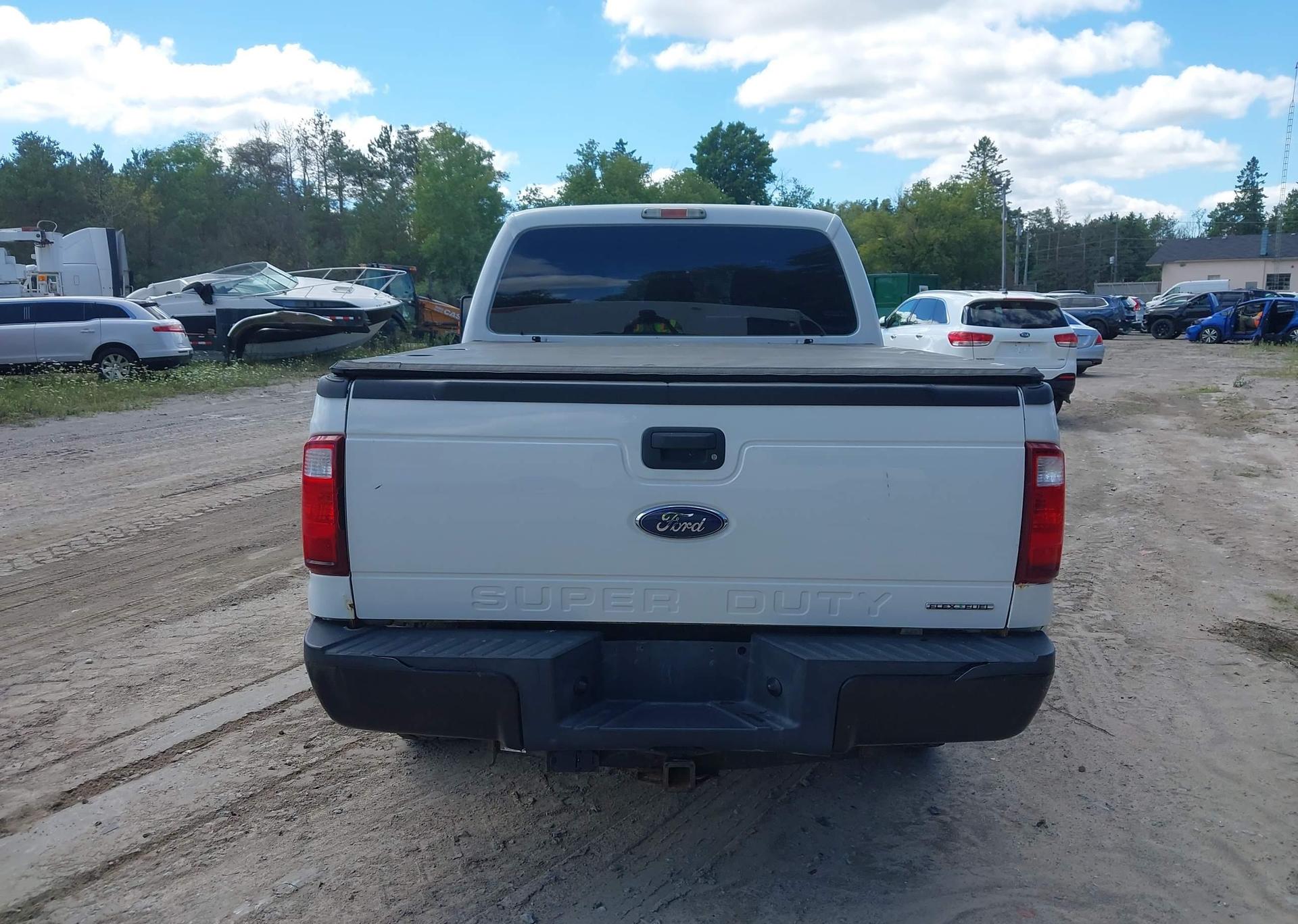 2015 FORD F-250 XL