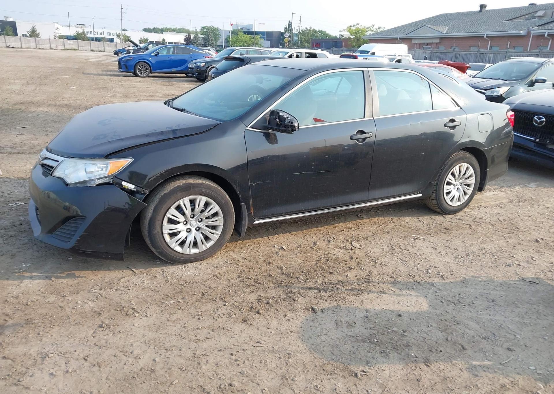 2014 TOYOTA CAMRY