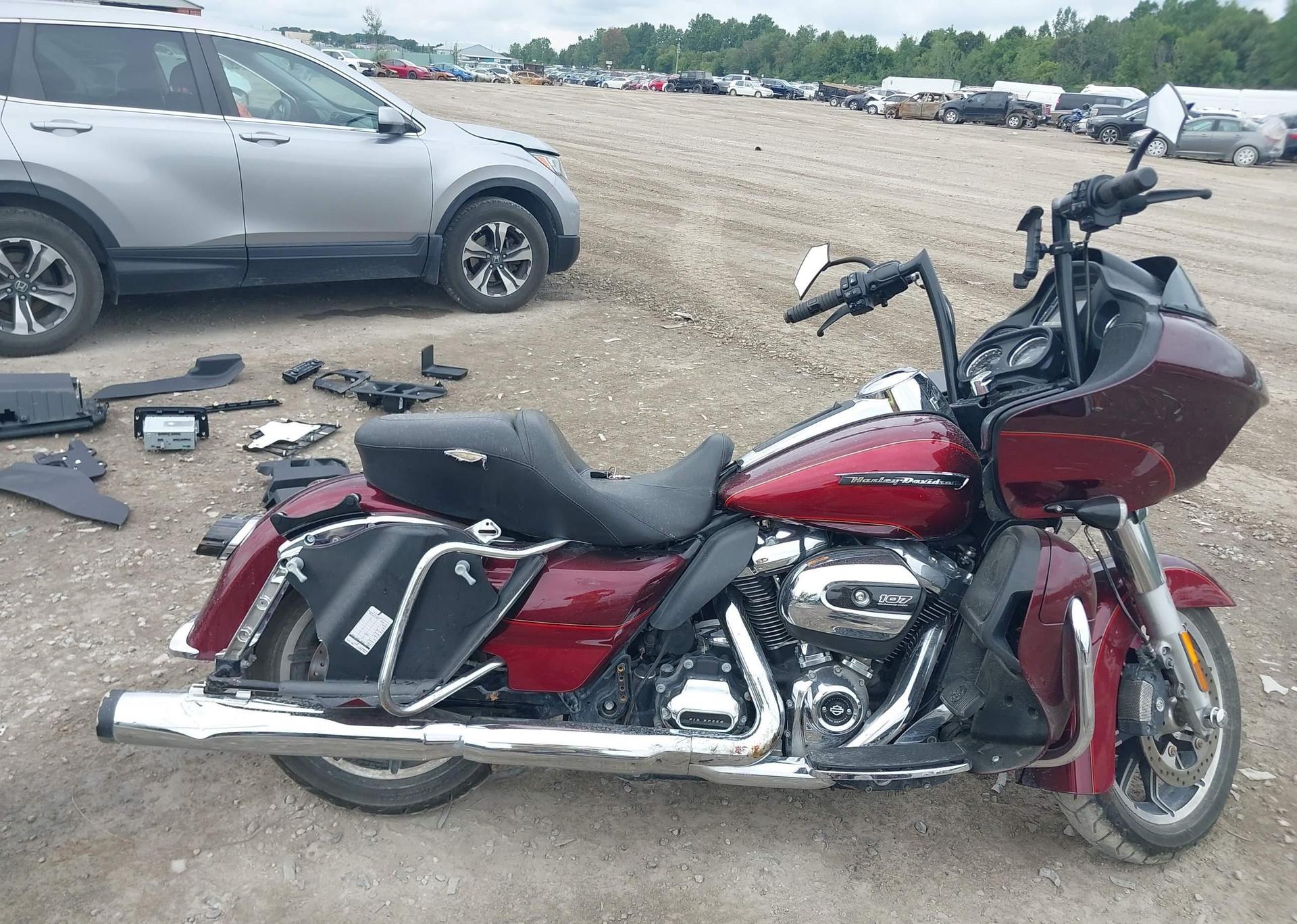 2017 HARLEY-DAVIDSON FLTRU