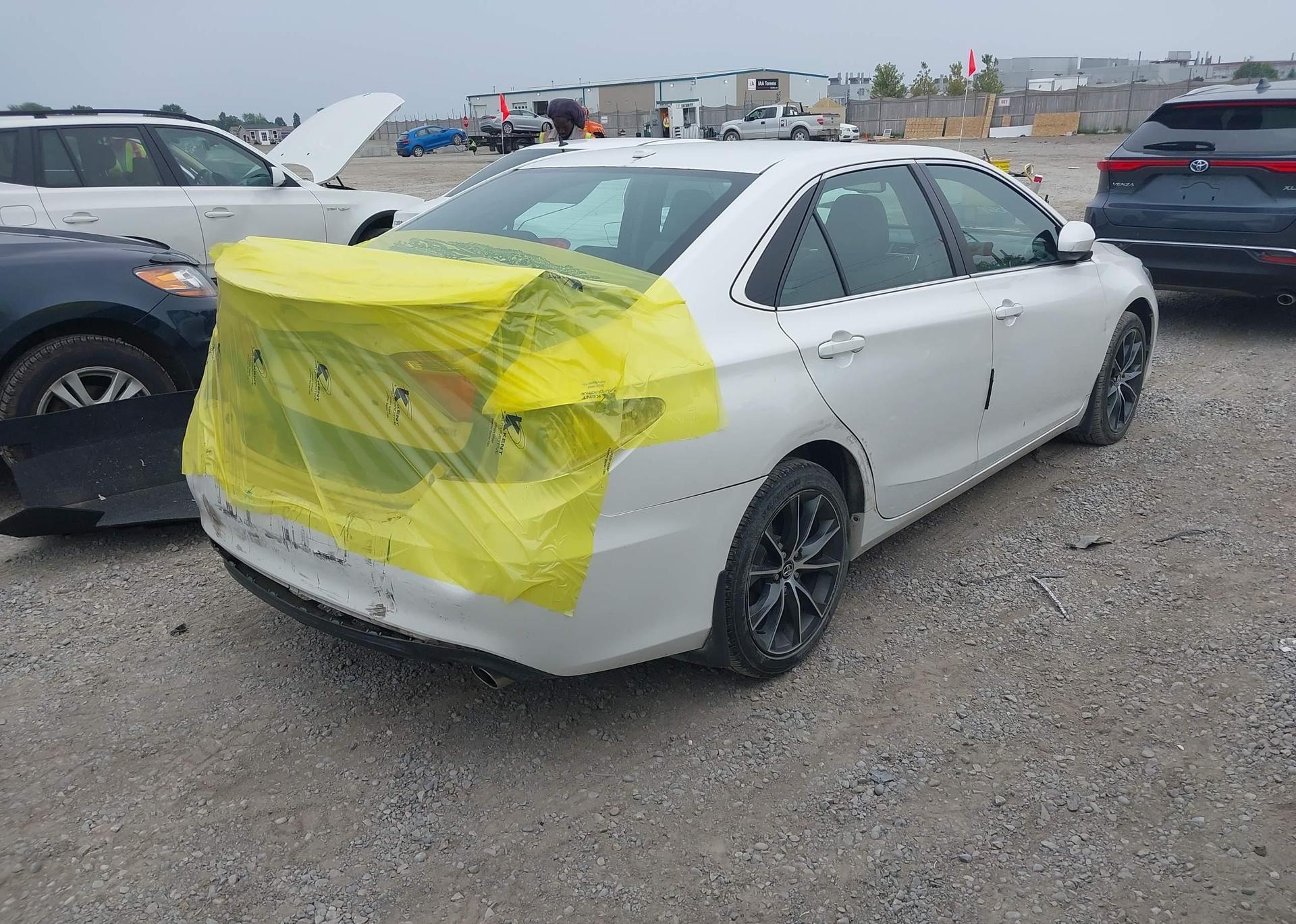 2015 TOYOTA CAMRY XSE