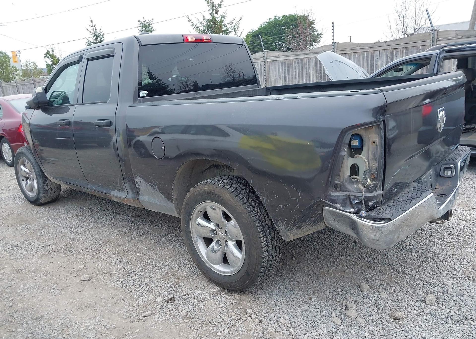 2018 RAM 1500 ST