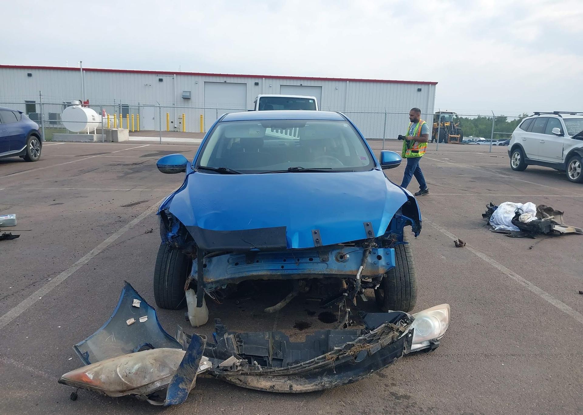 2013 MAZDA MAZDA3