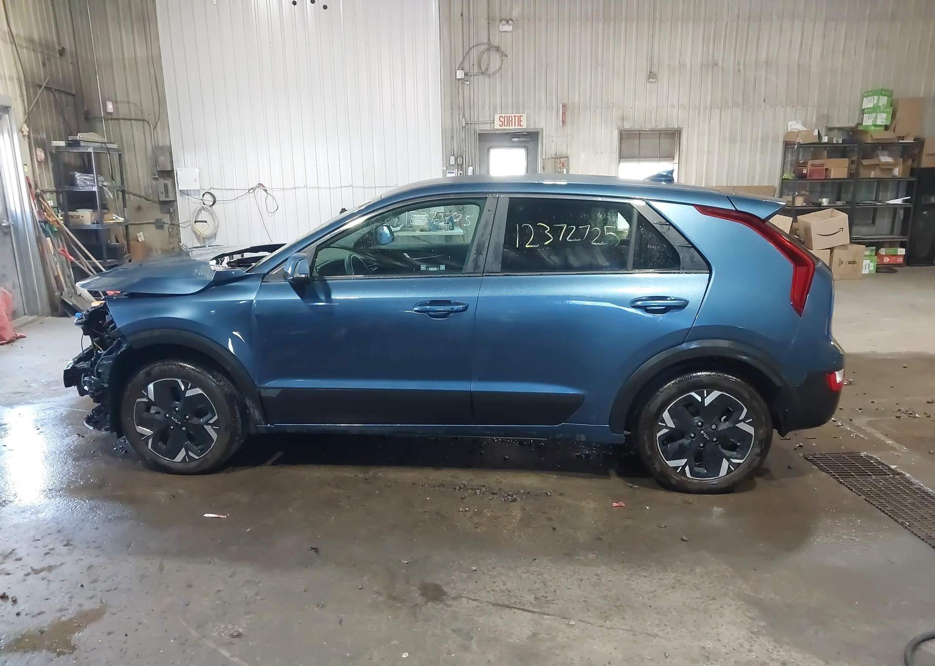 2025 KIA NIRO WIND