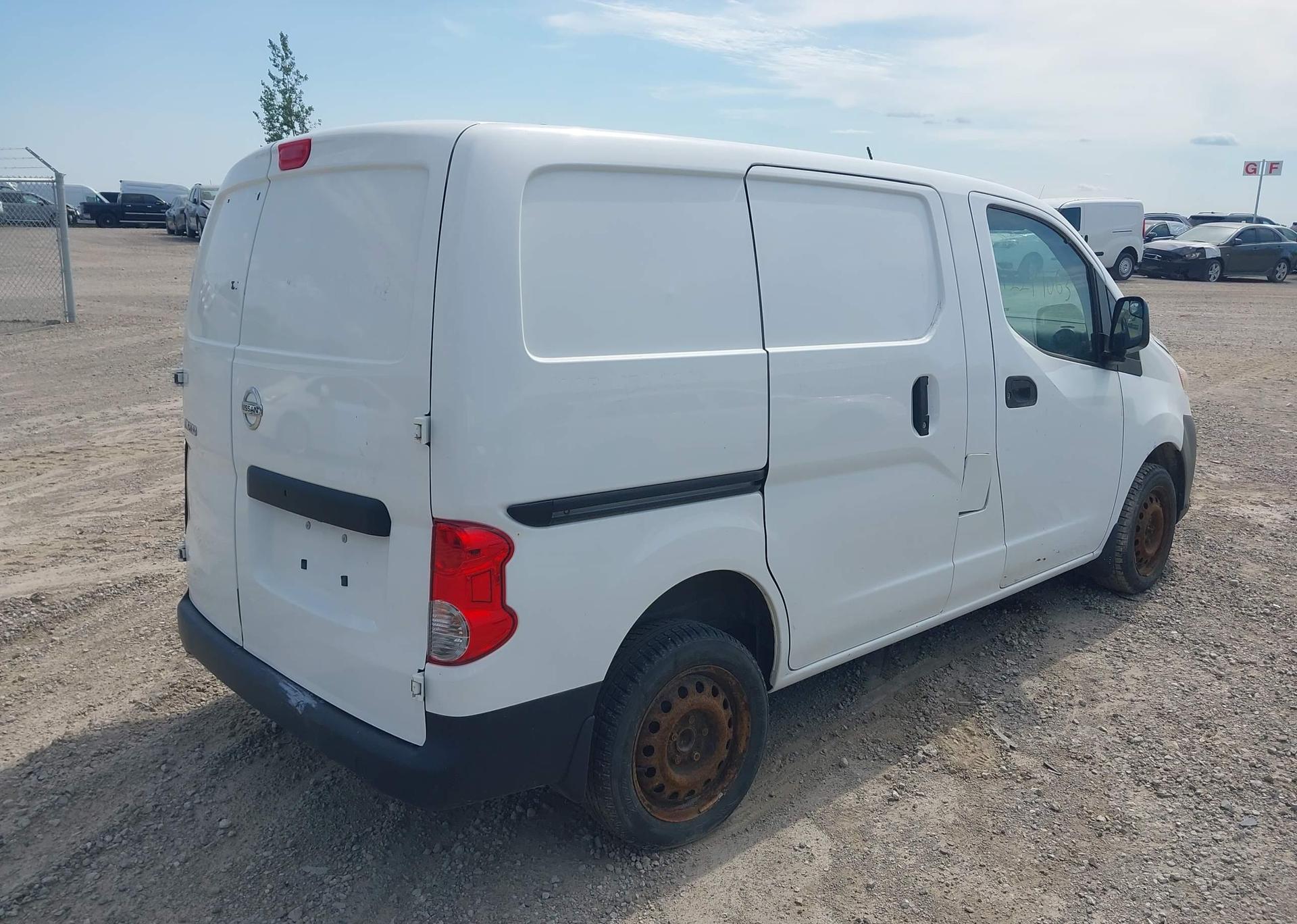 2018 NISSAN NV200 S