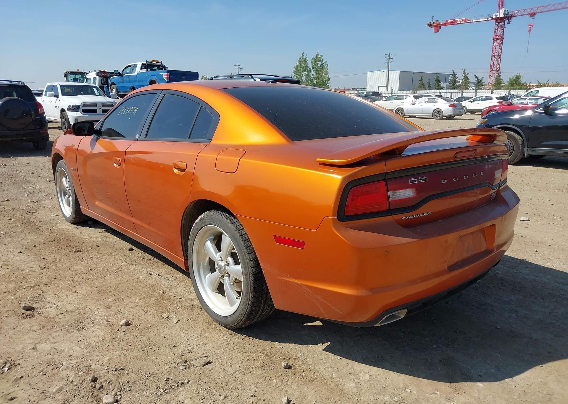 2011 DODGE CHARGER R