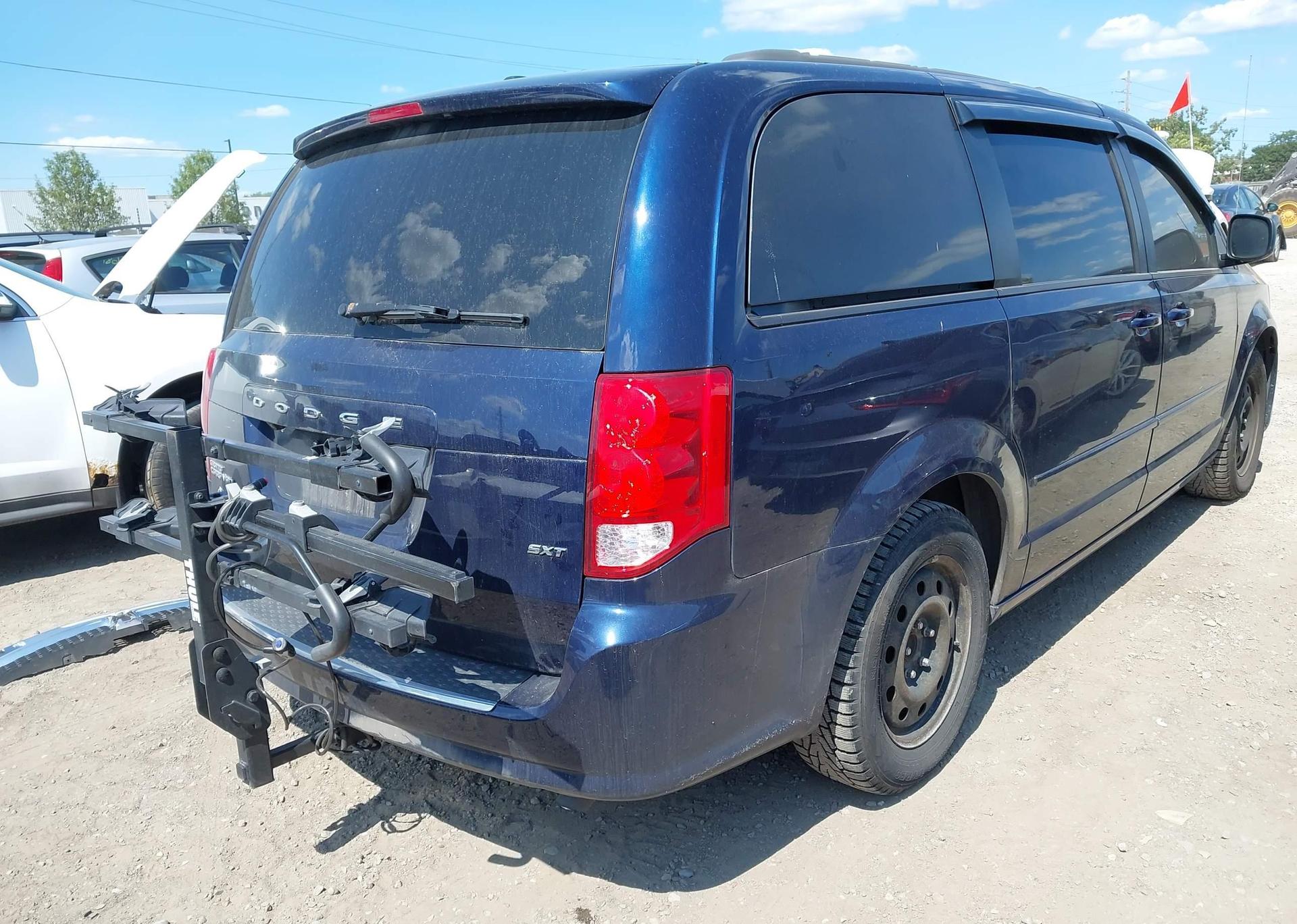 2017 DODGE GRAND CARAVAN SE