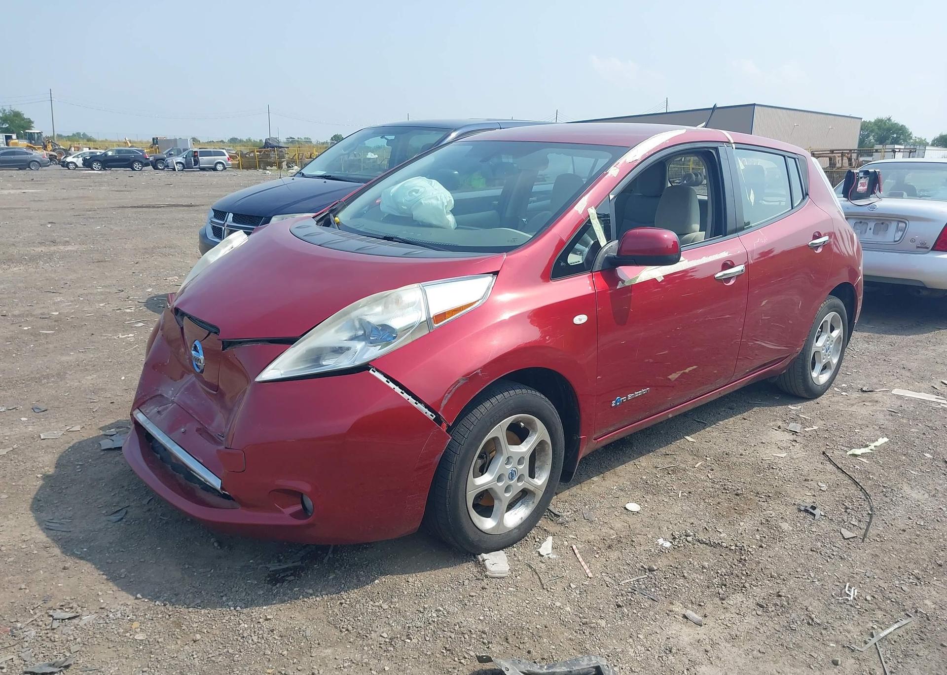 2012 NISSAN LEAF SL