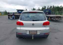 2012 VOLKSWAGEN TIGUAN S