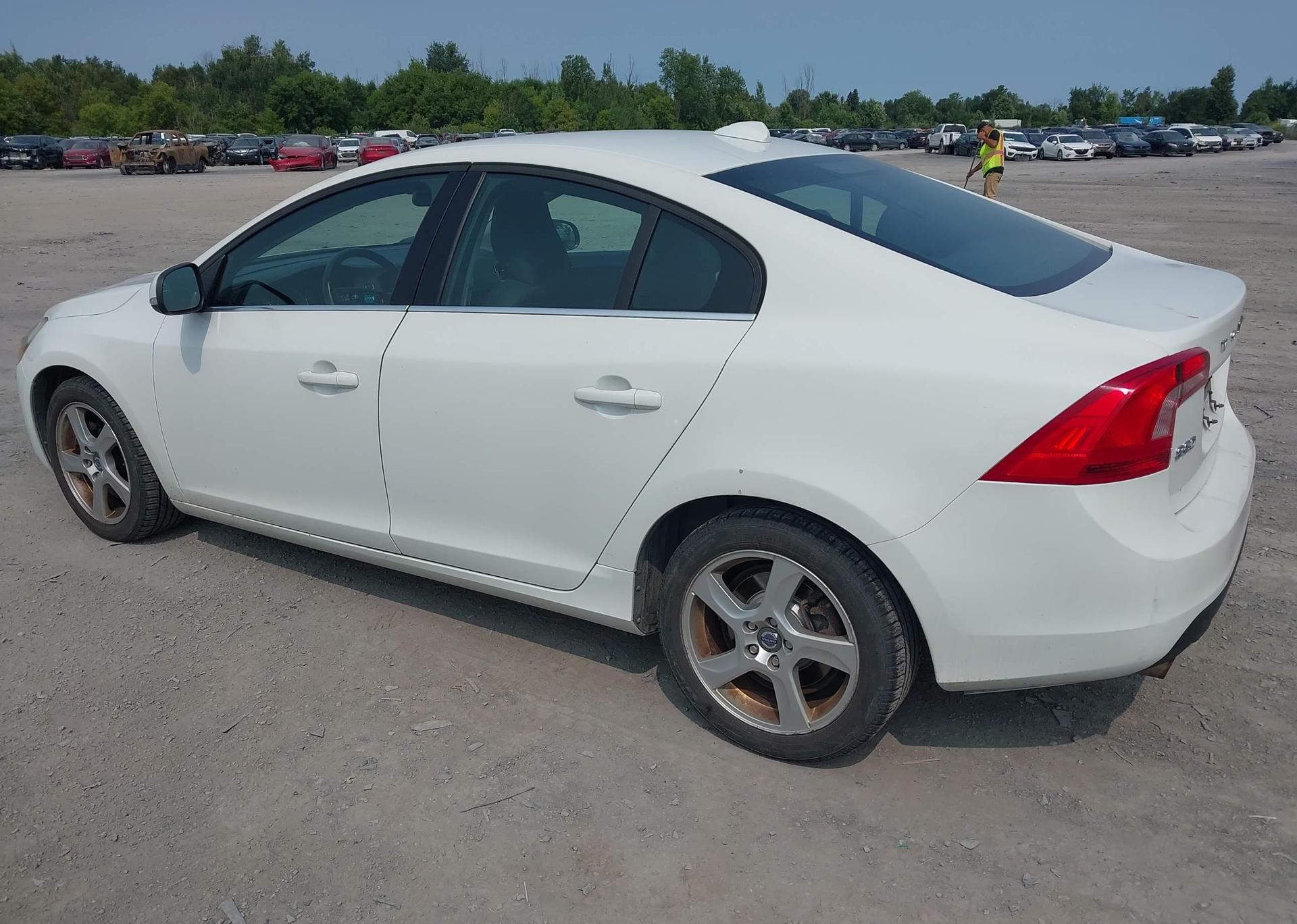 2012 VOLVO S60 T5 LEVEL 1