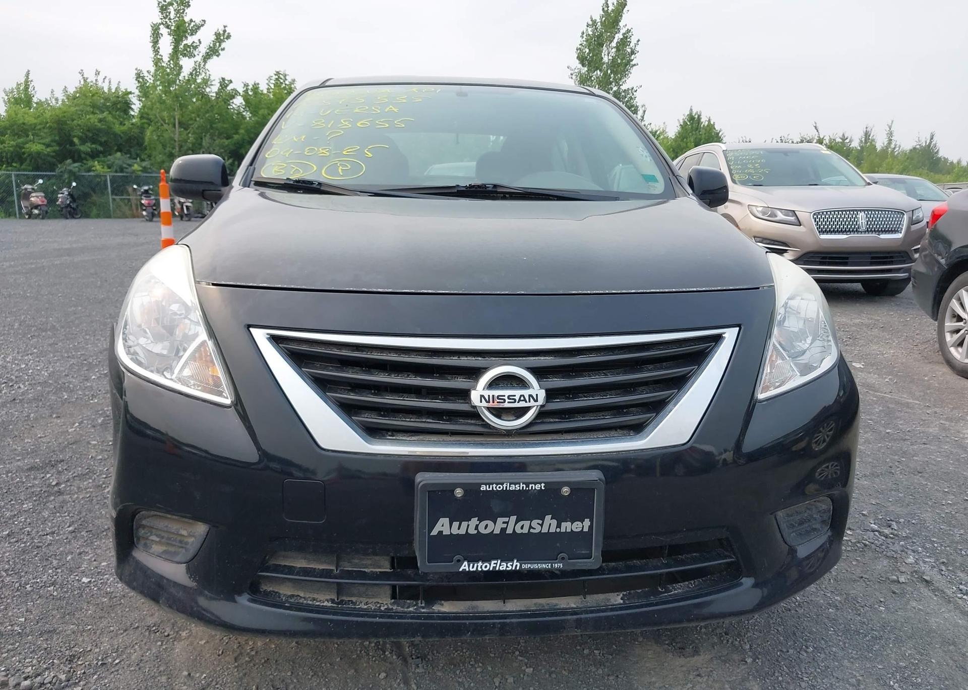 2014 NISSAN VERSA S