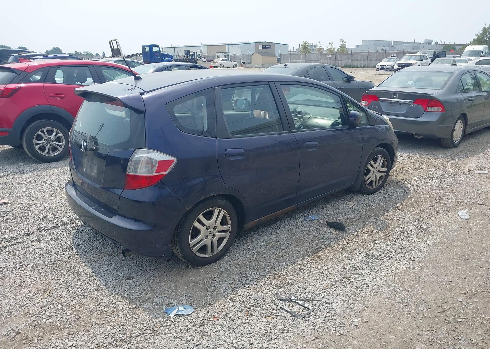 2009 HONDA FIT LX