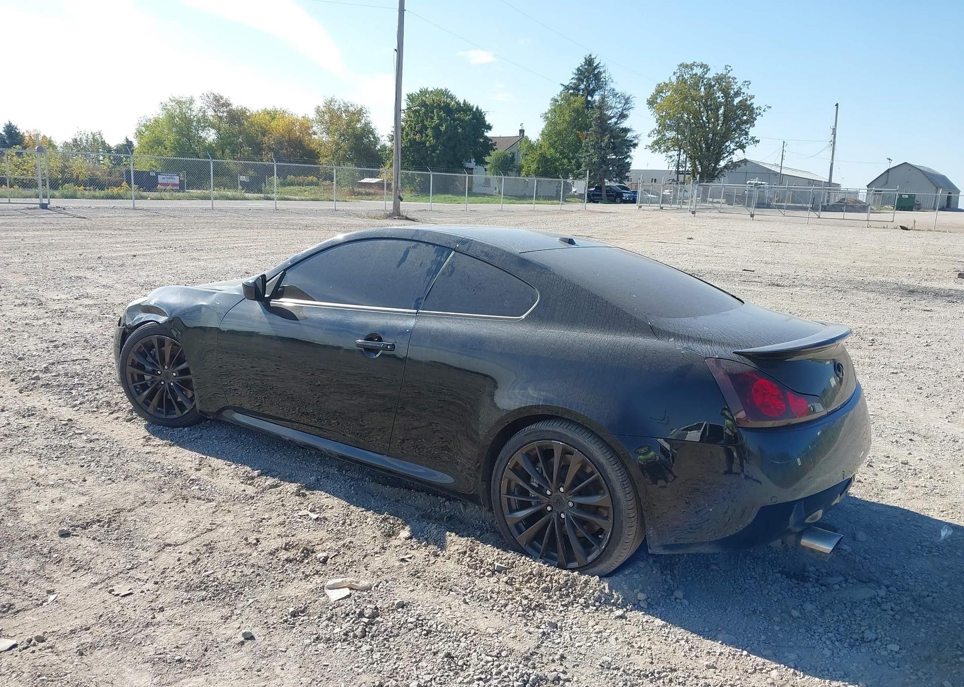 2011 INFINITI G37X