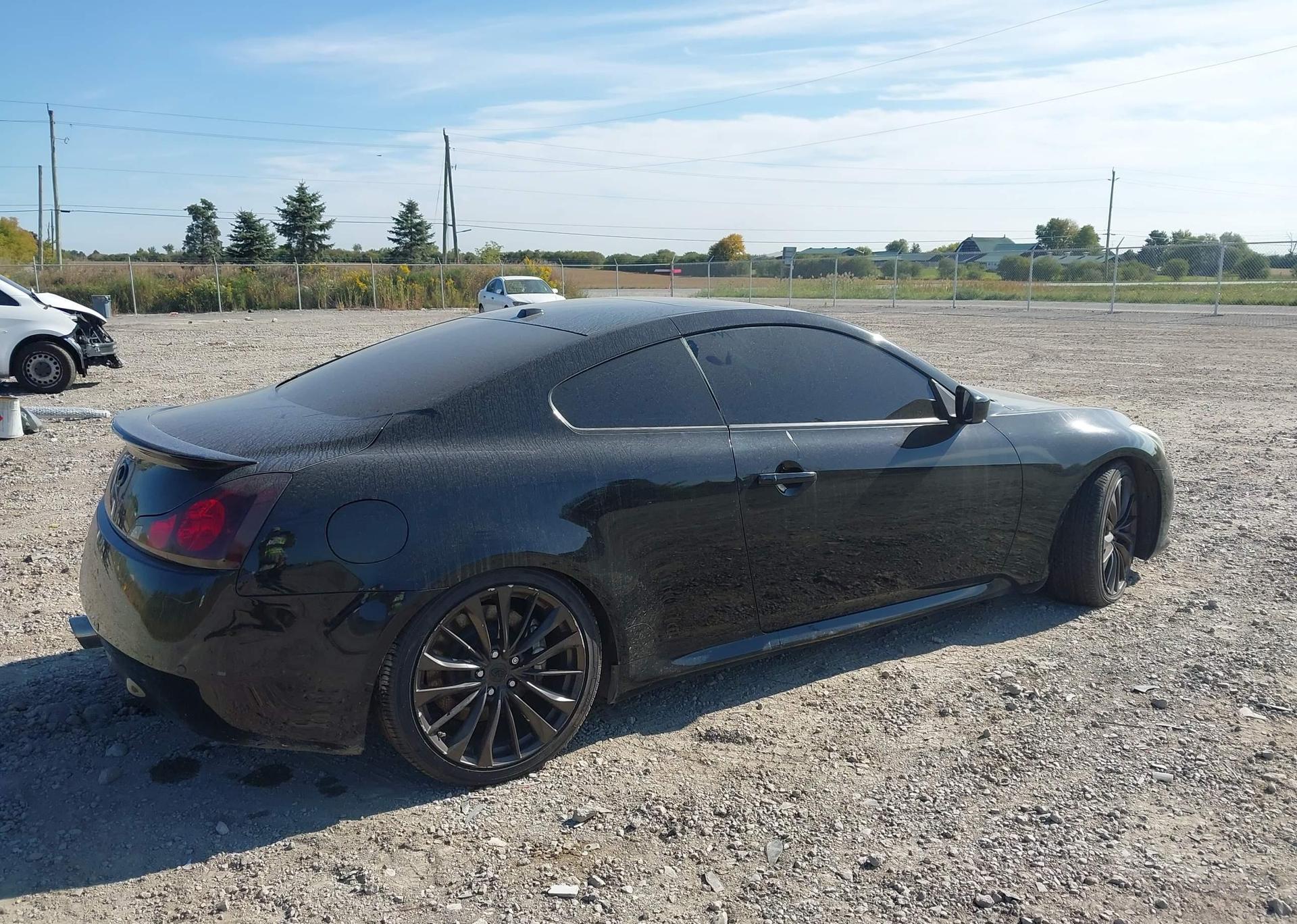 2011 INFINITI G37X