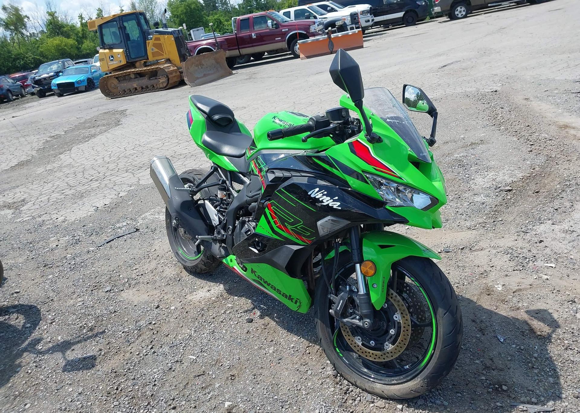 2024 KAWASAKI ZX400 S