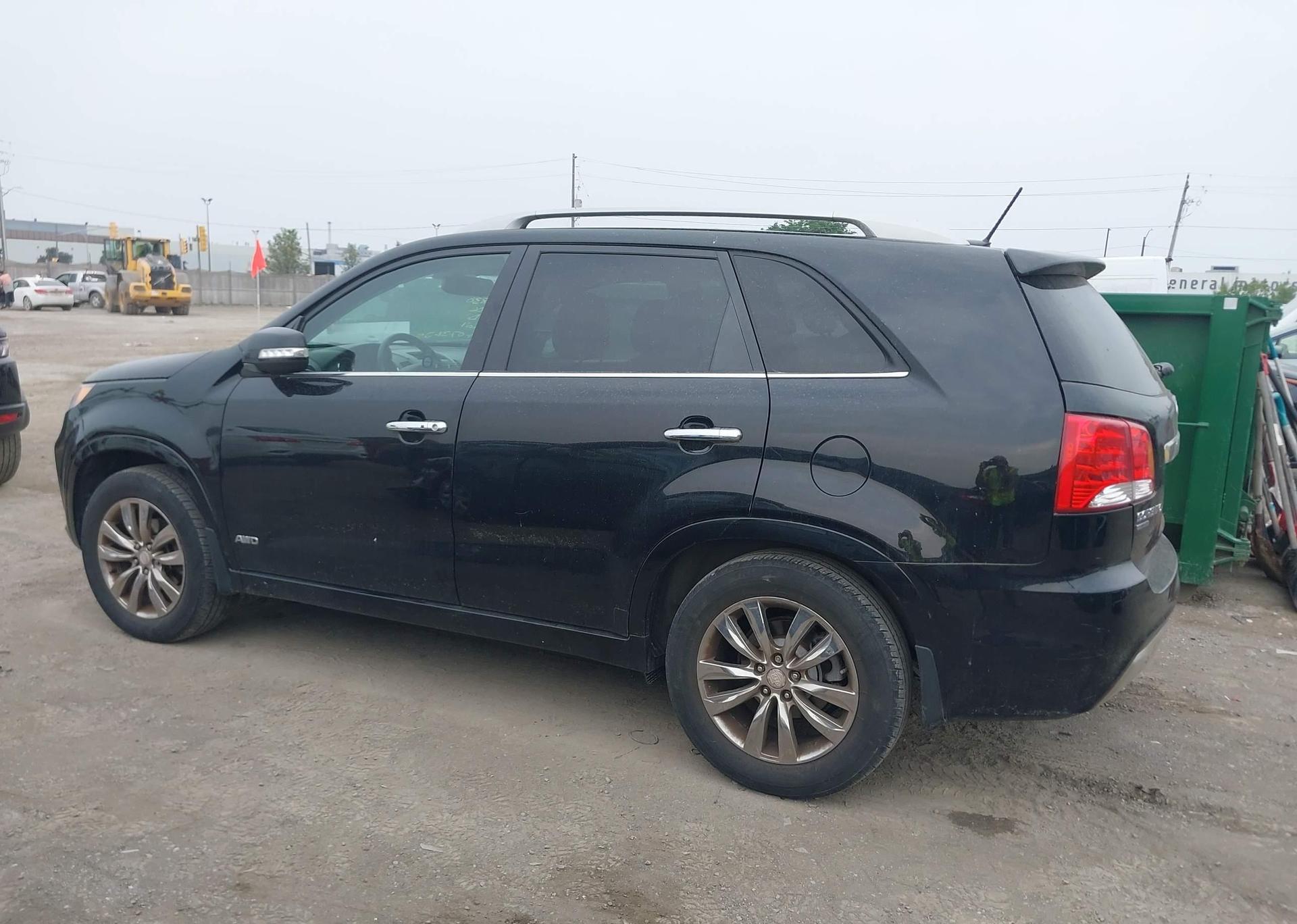 2013 KIA SORENTO SX