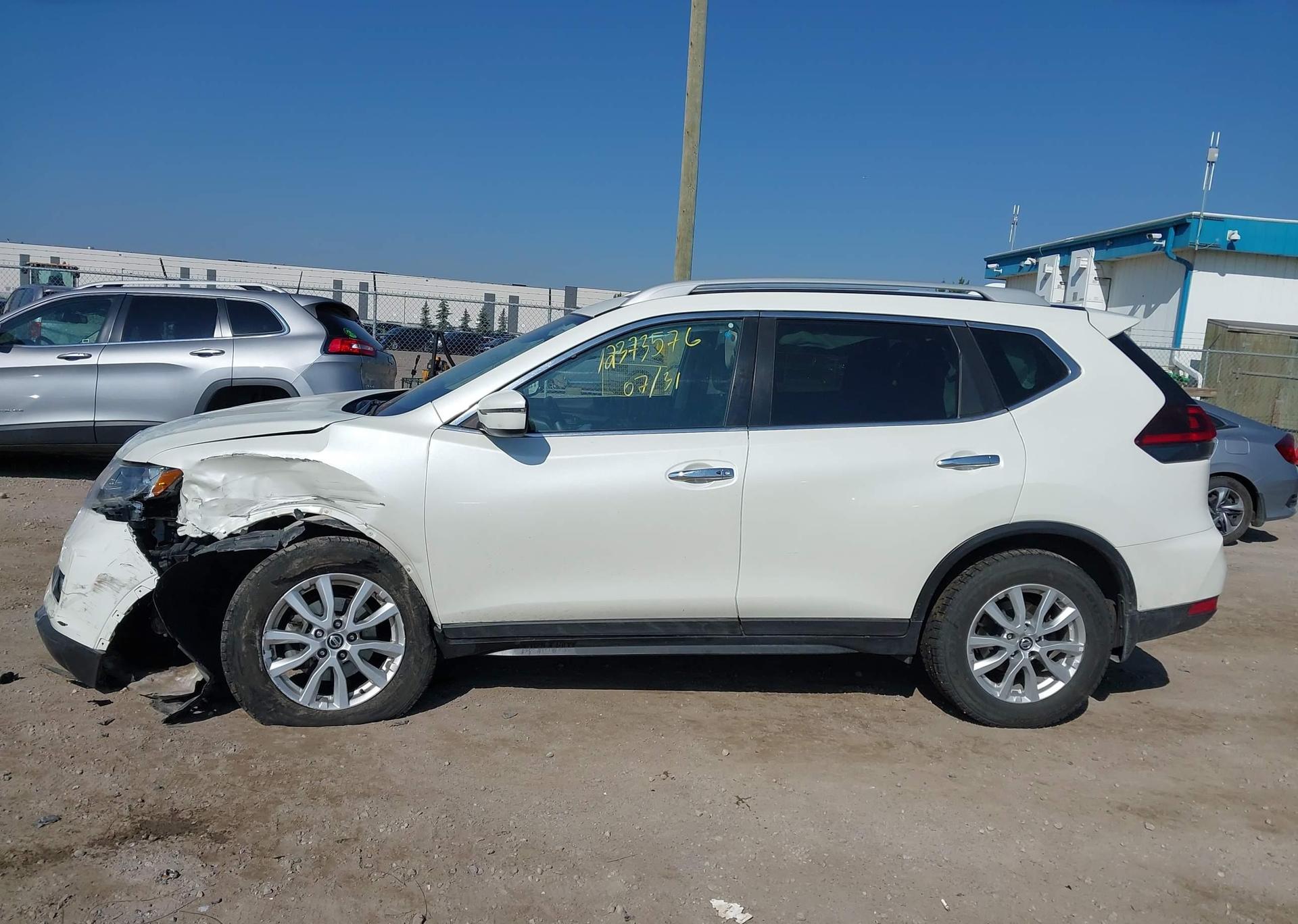 2019 NISSAN ROGUE S