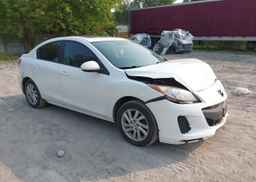 2012 MAZDA MAZDA3 GS-SKY