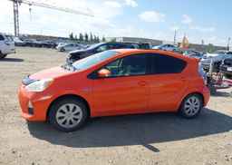 2013 TOYOTA Prius c