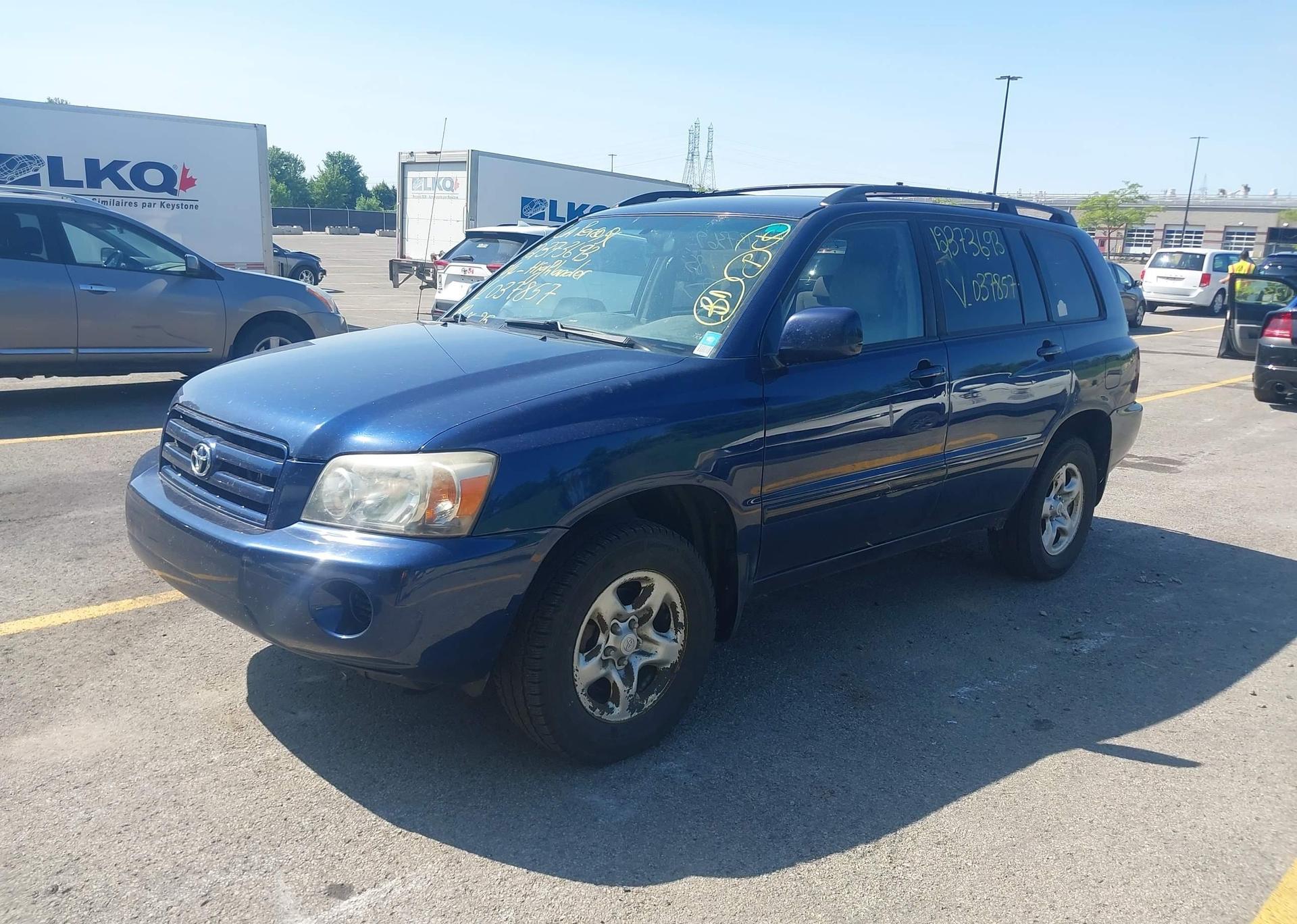 2004 TOYOTA HIGHLANDER LIMITED