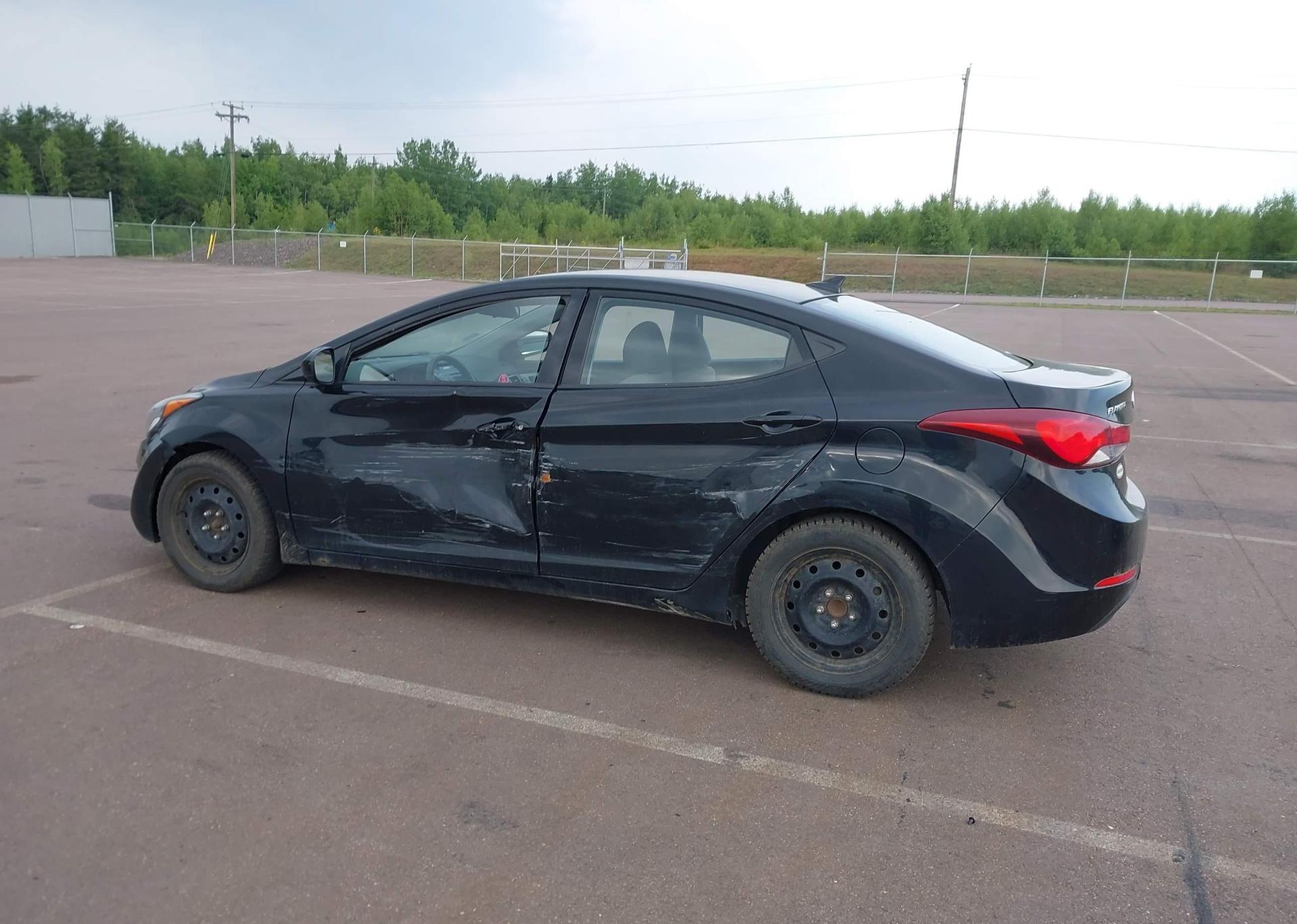2014 HYUNDAI ELANTRA GL