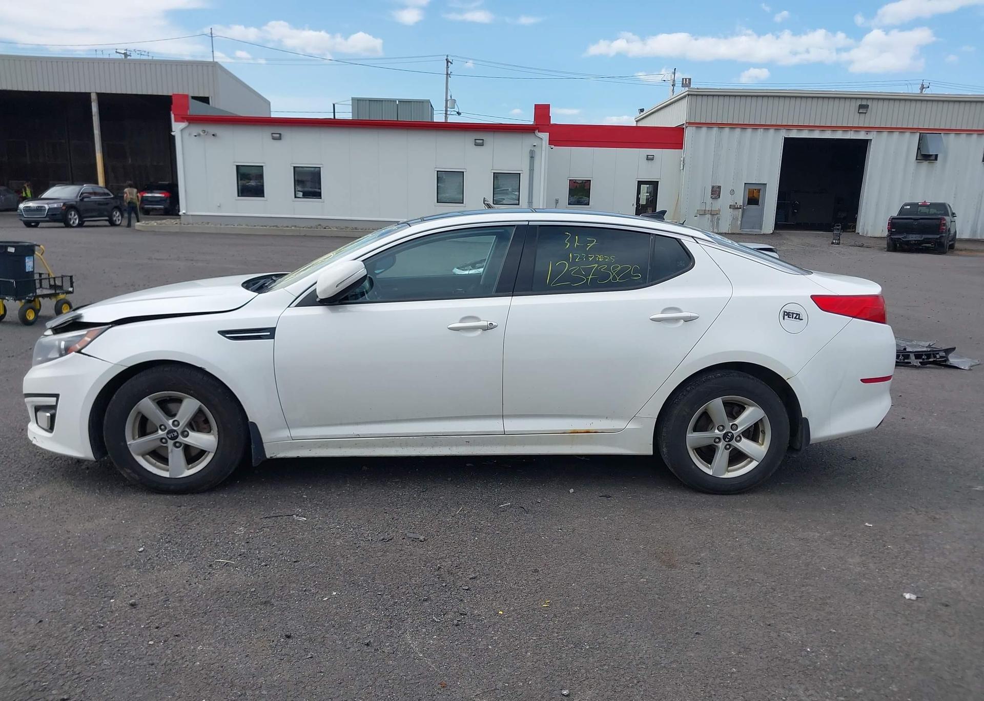 2015 KIA OPTIMA LX