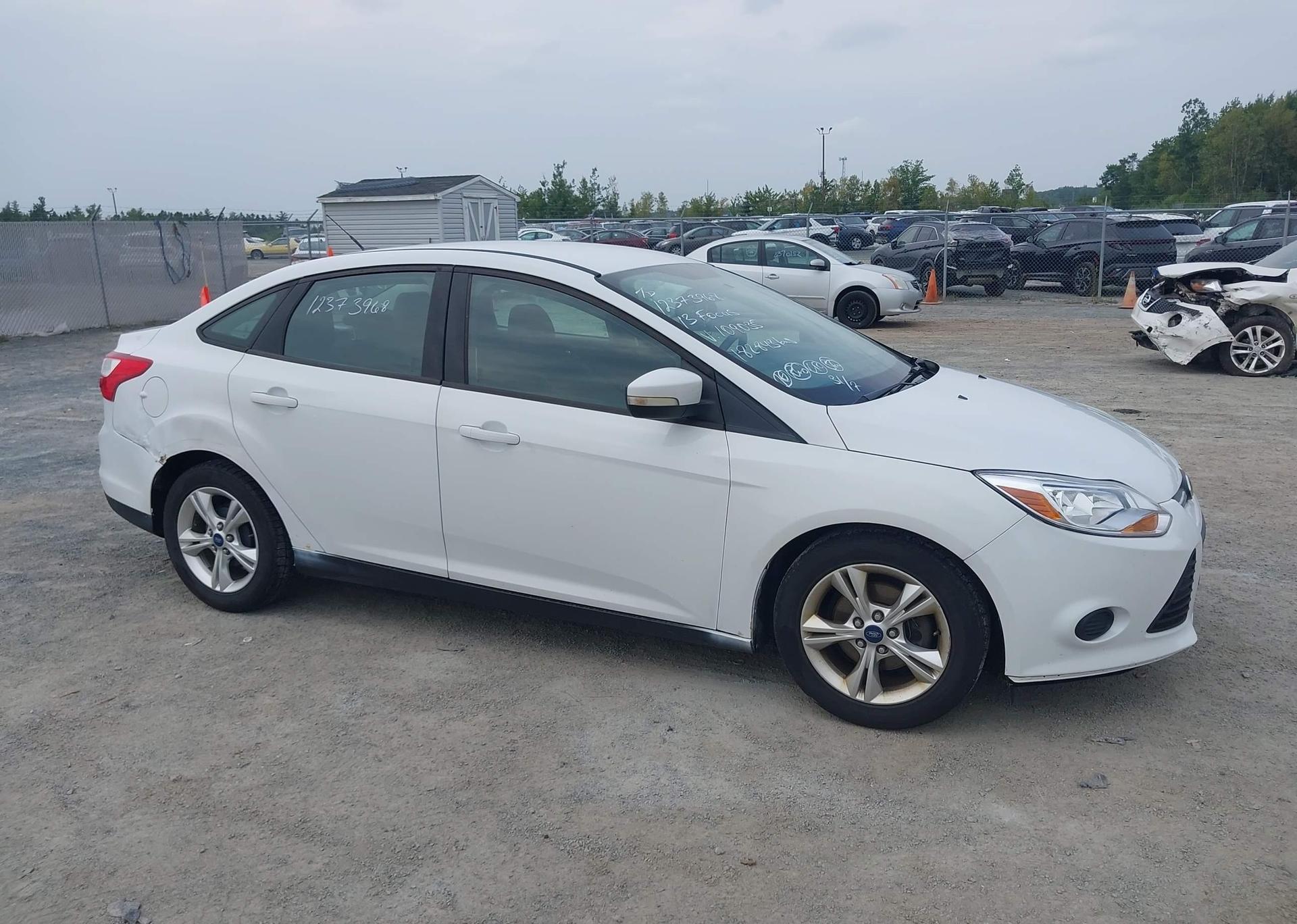 2013 FORD FOCUS SE